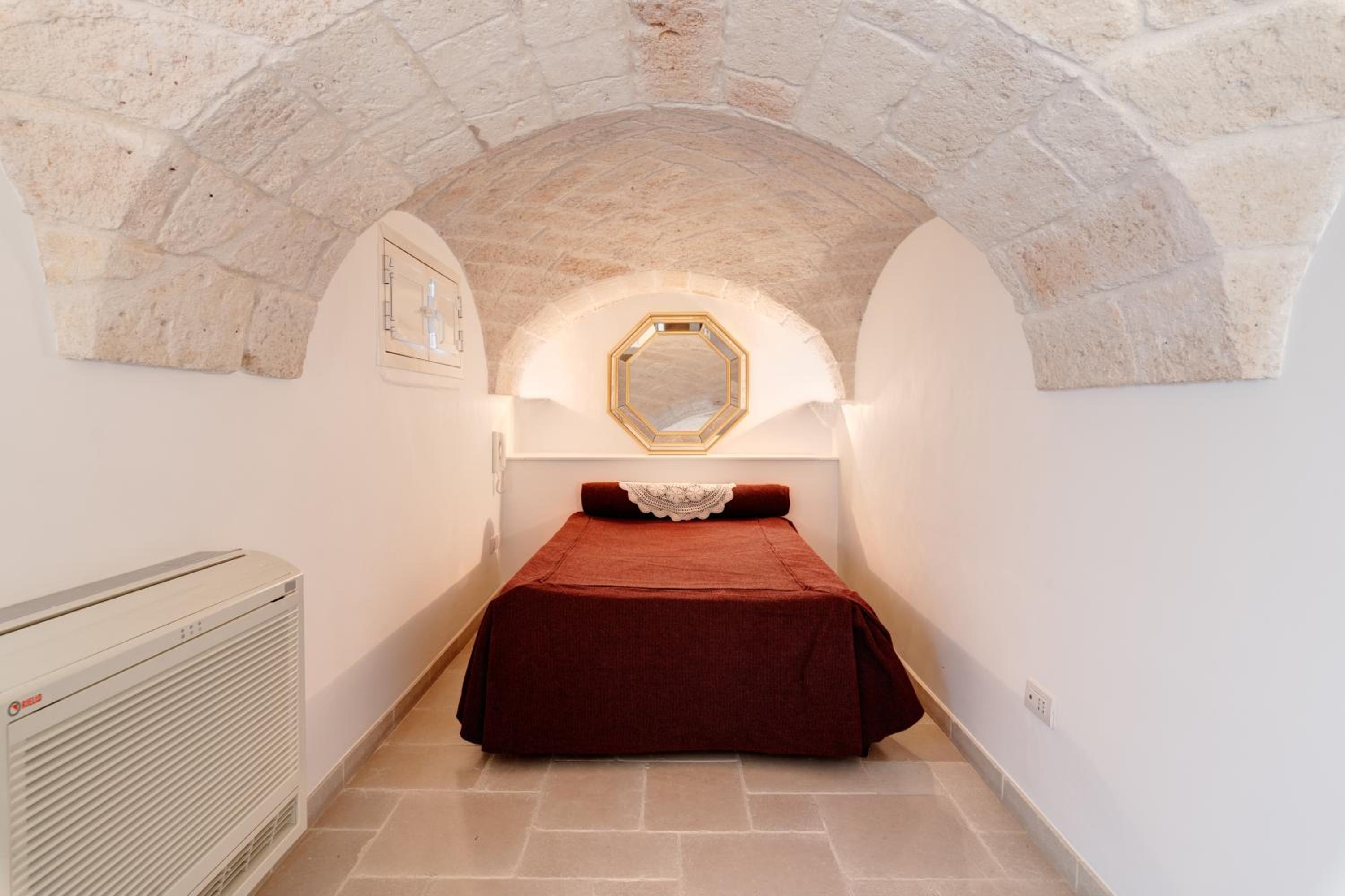 Casa Alta en Ostuni — hotel room