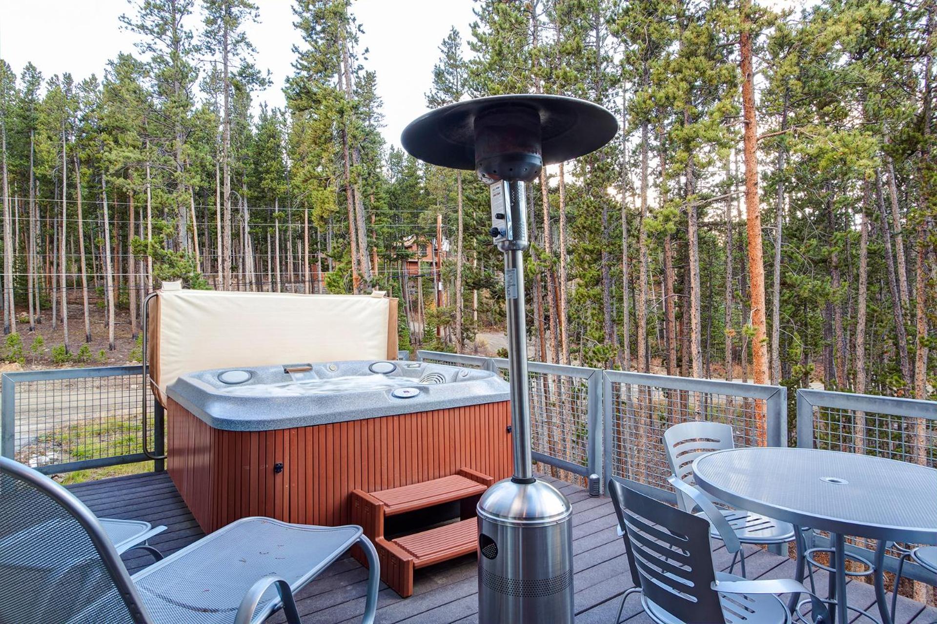 Moonstone Modern by Great Western Lodging view 4