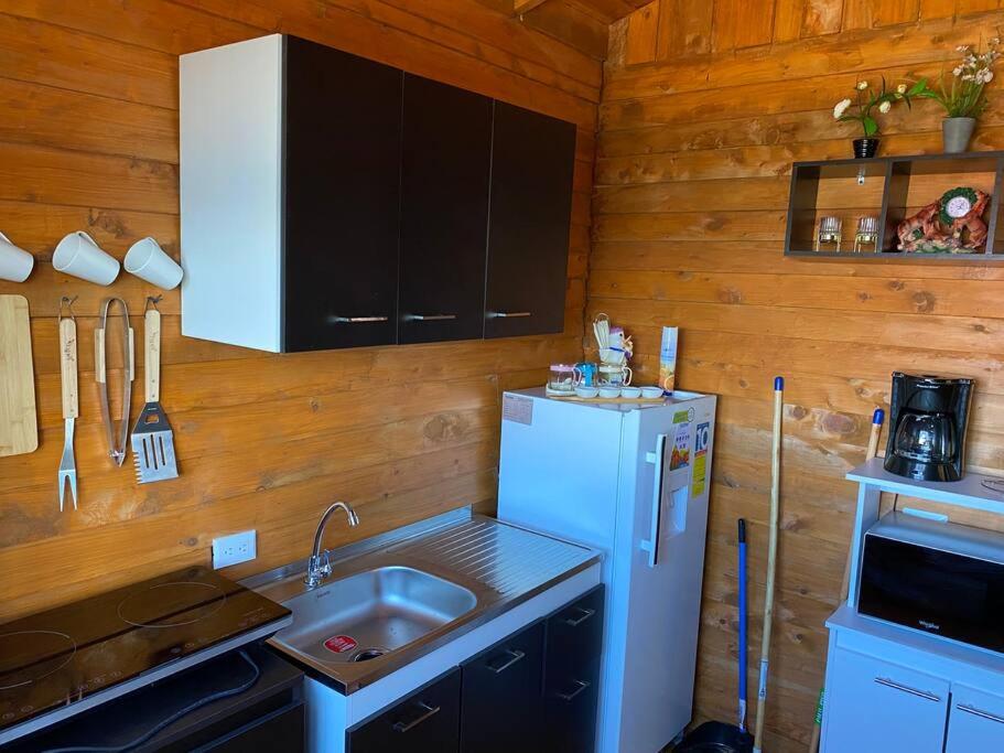 Cabaña Peacock – CUTE cabin with an AMAZING view!