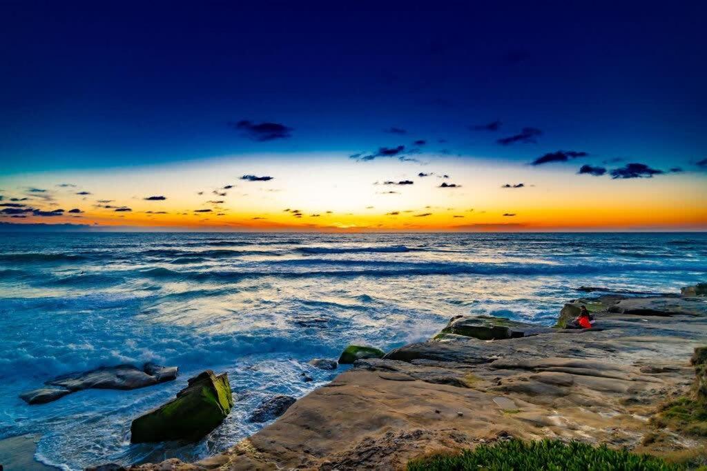 Beachside Paradise in Windansea