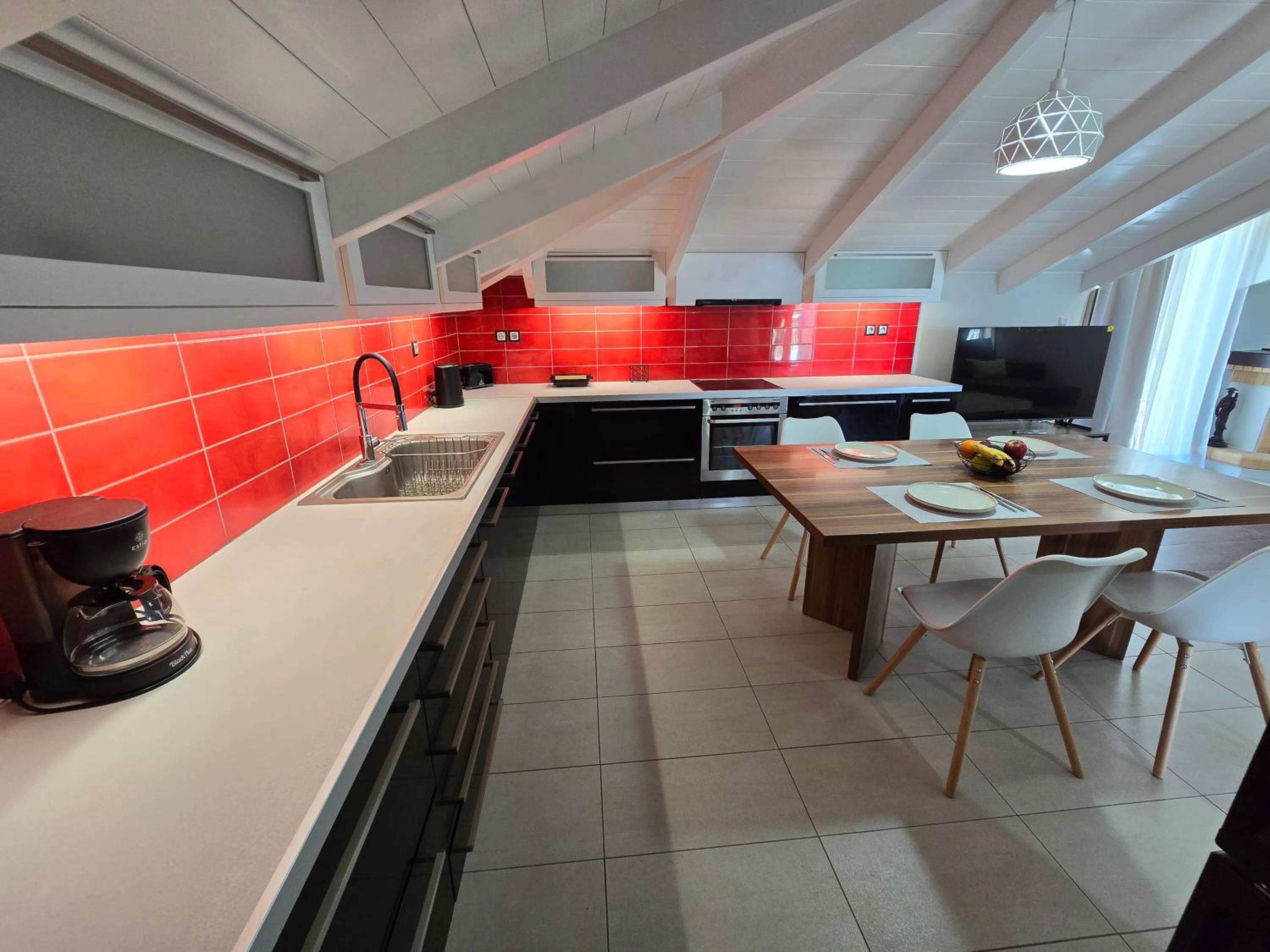 Tomorrow attic apartment photo 3