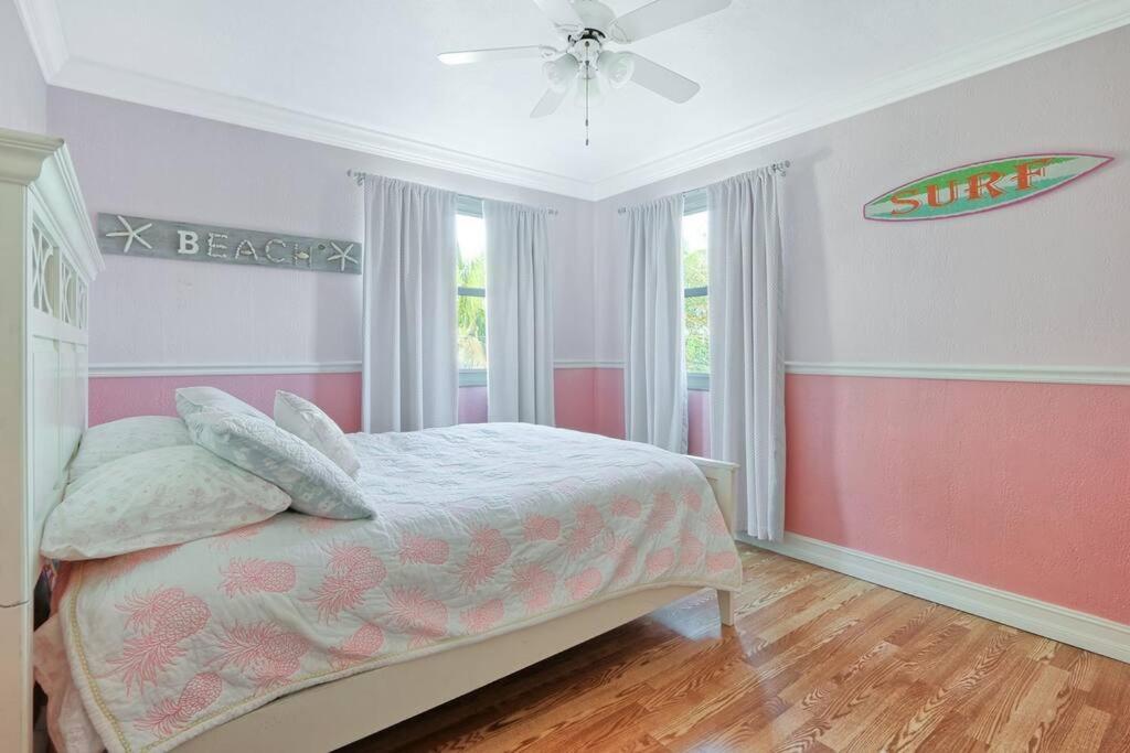 Large Private Home with SwimSpa 100 steps from Beach view 3