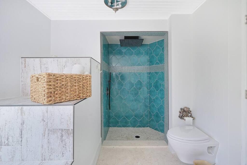 Large Private Home with SwimSpa 100 steps from Beach view 5