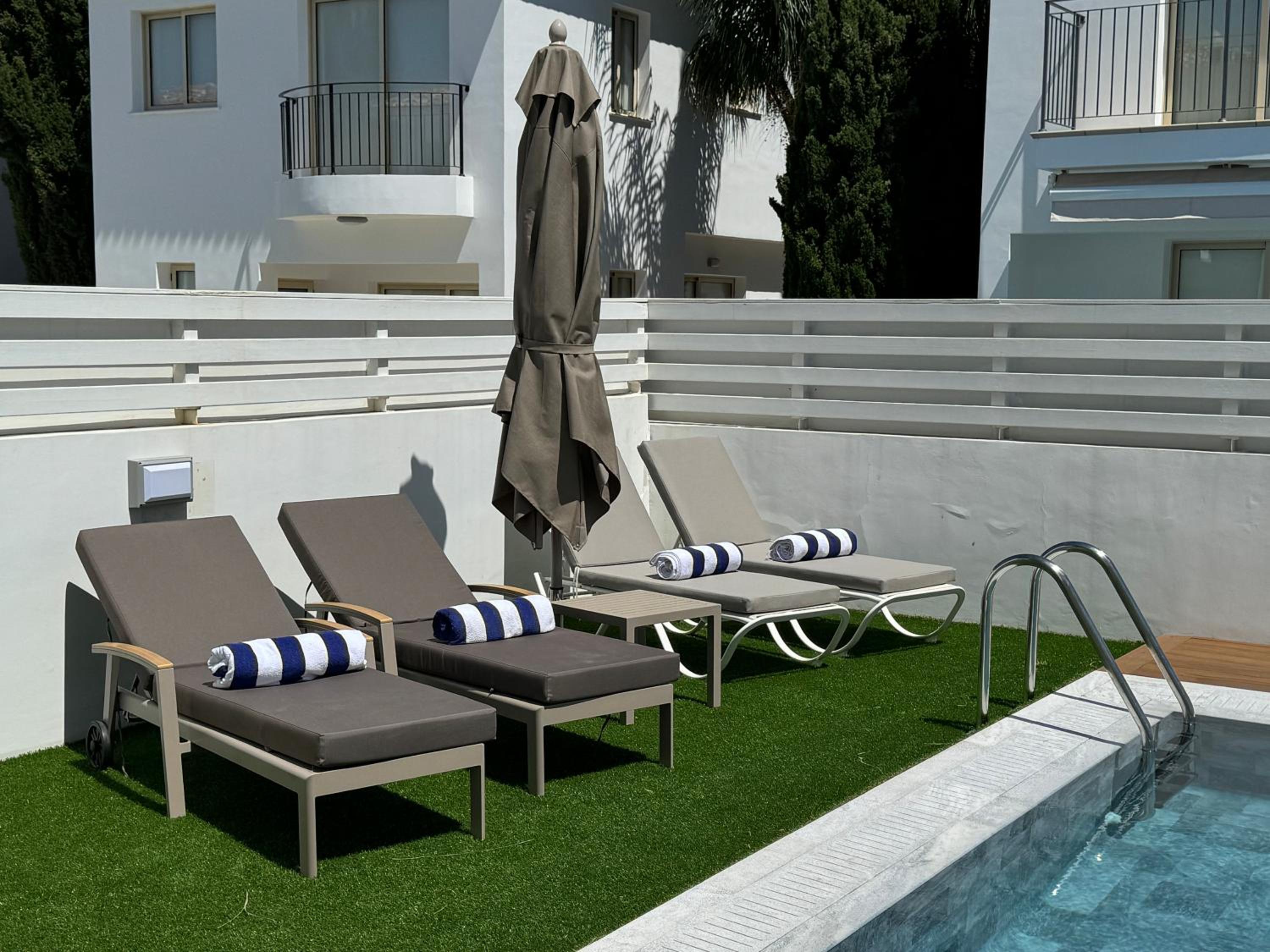 Paez Villa