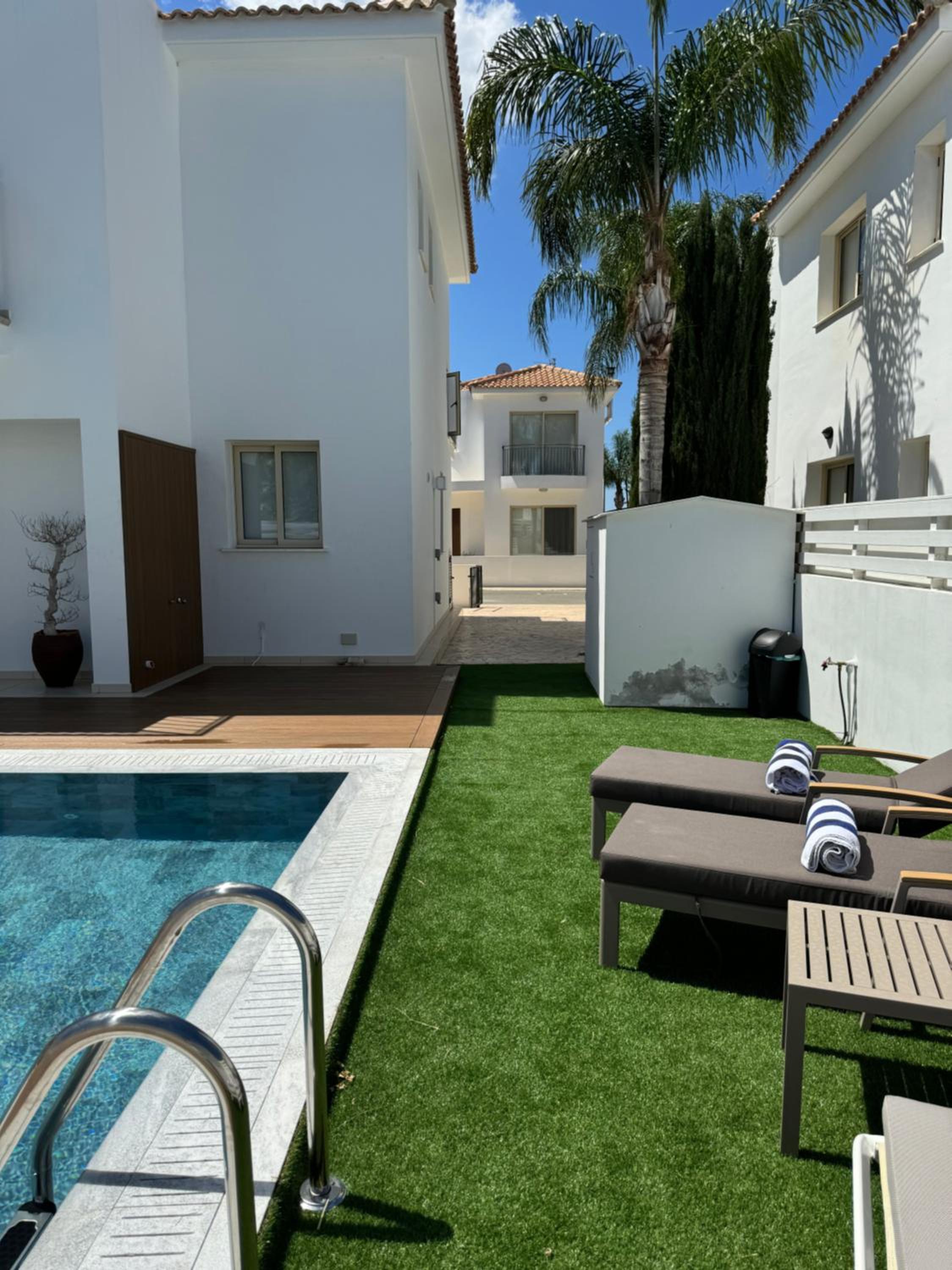 Paez Villa