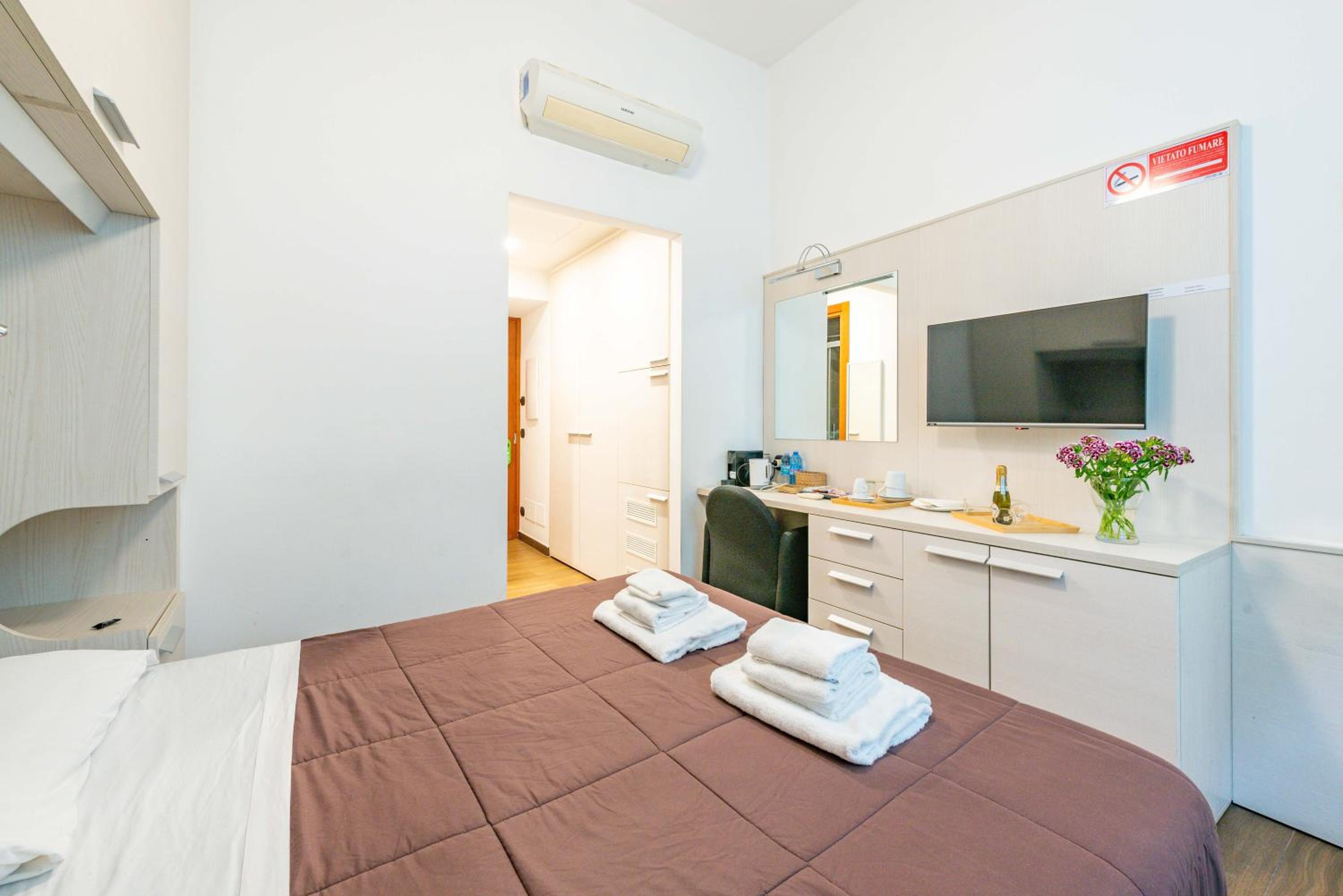 ANDENIS TIBER HOUSE