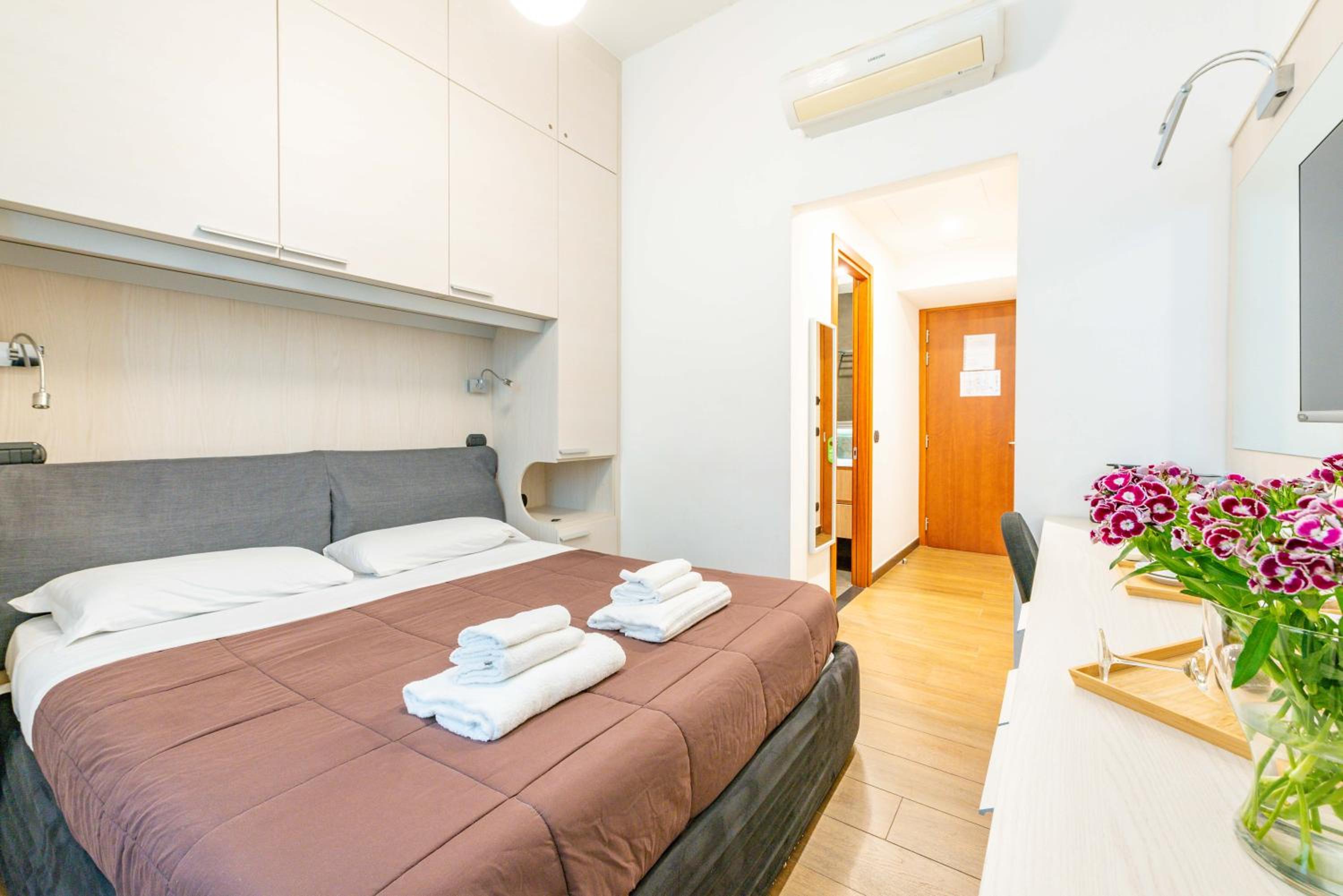 ANDENIS TIBER HOUSE