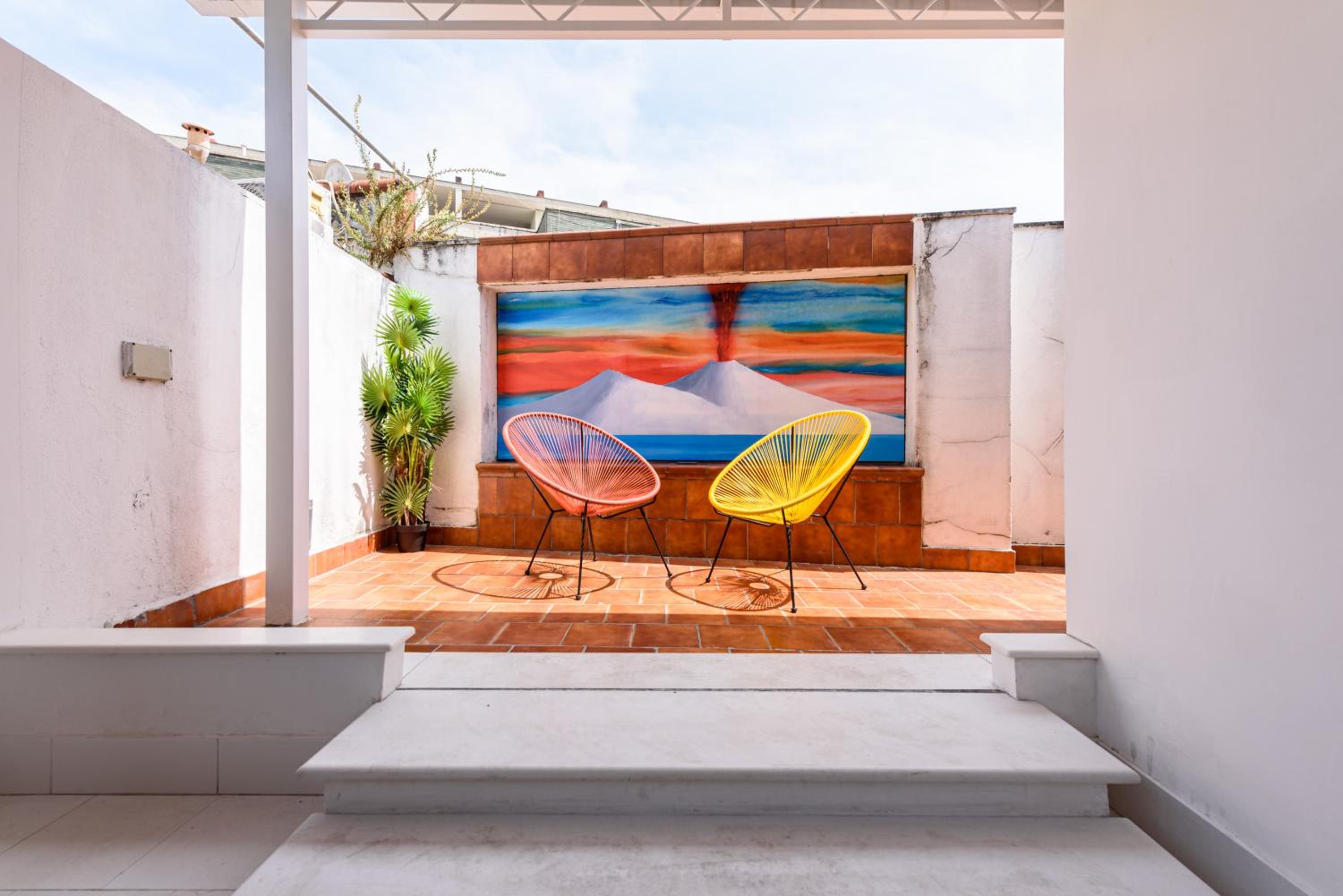 Amazing and central penthouse with terraces in the heart of Napoli