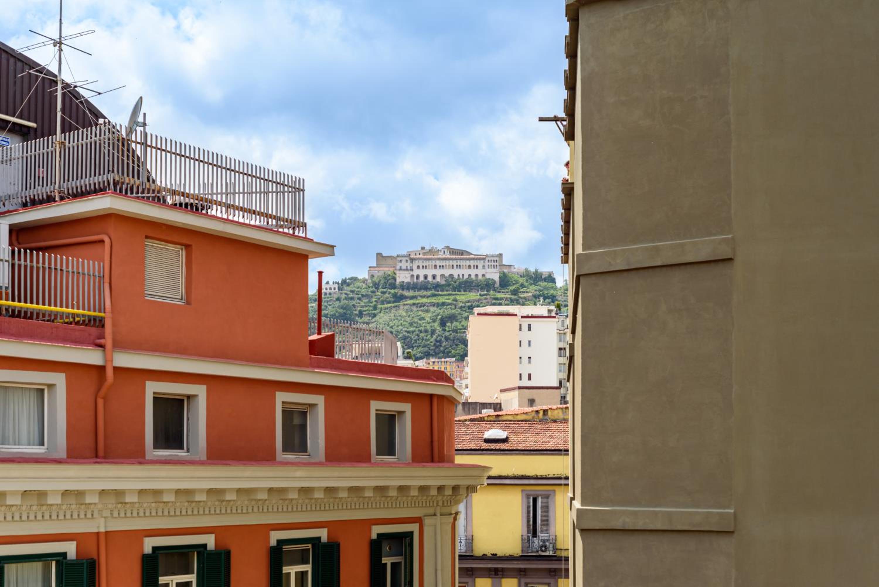 Amazing and central penthouse with terraces in the heart of Napoli