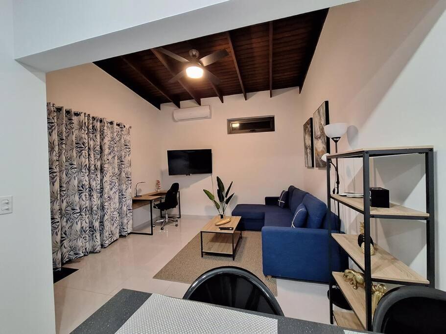 Felicity Apartment