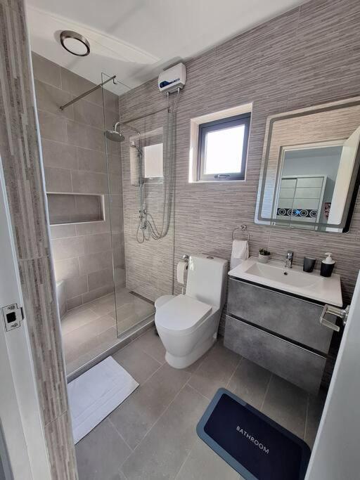 Felicity Apartment