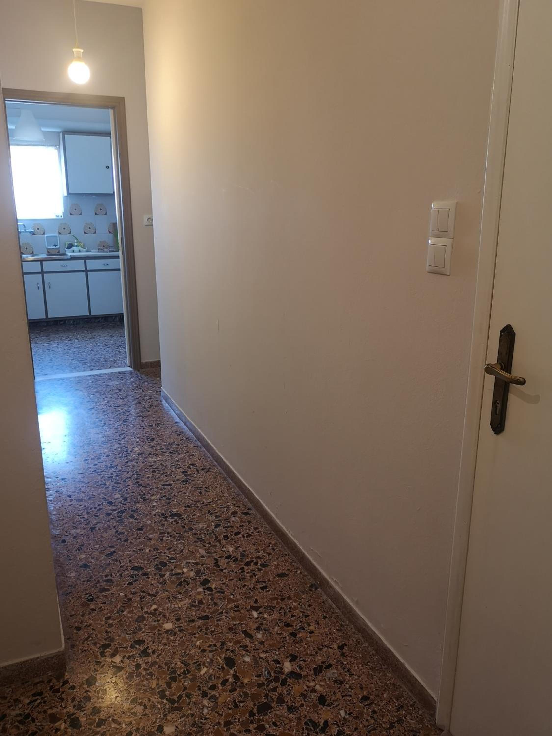 Karystos central apartment, near the beach view 3