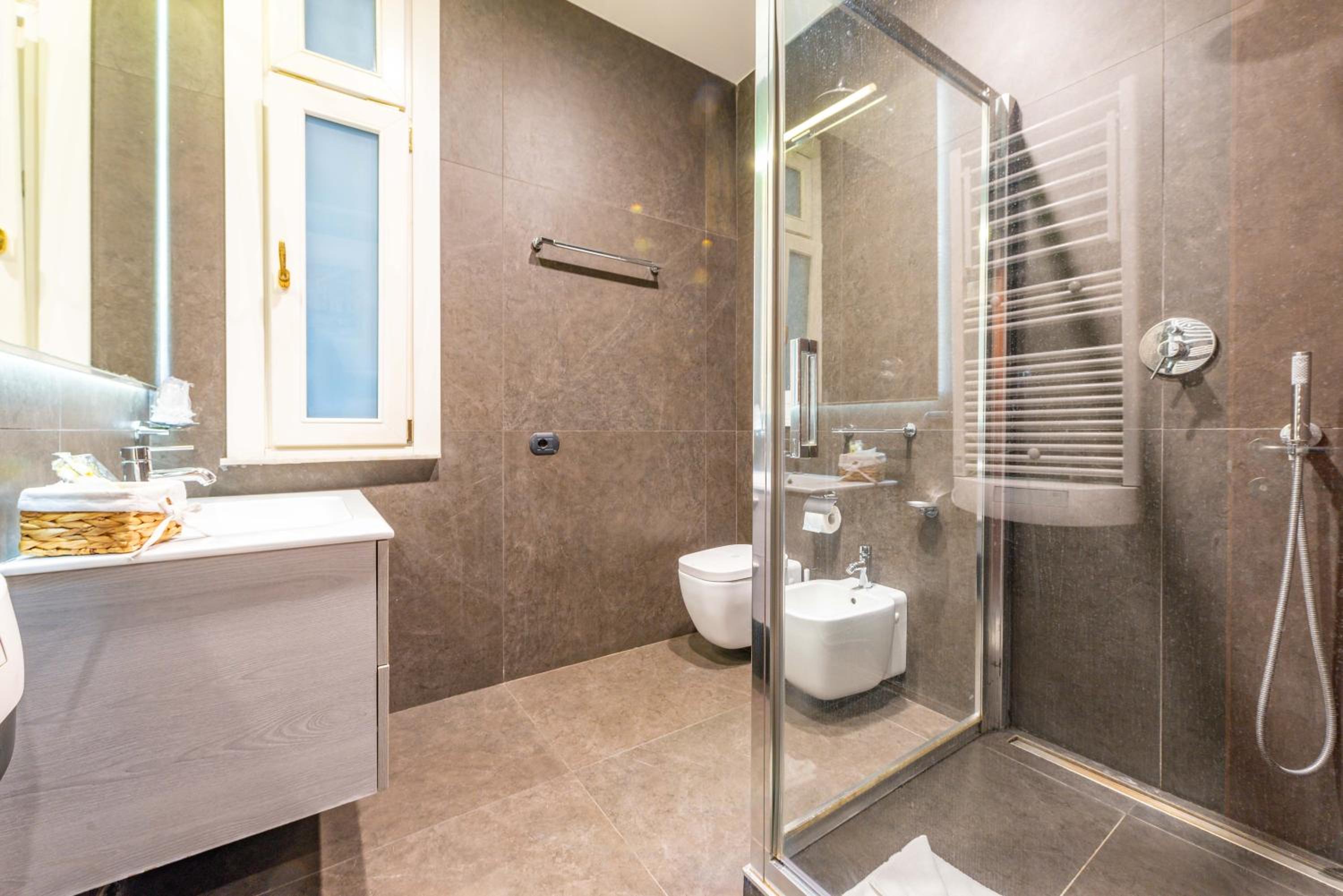 ANDENIS TIBER HOUSE