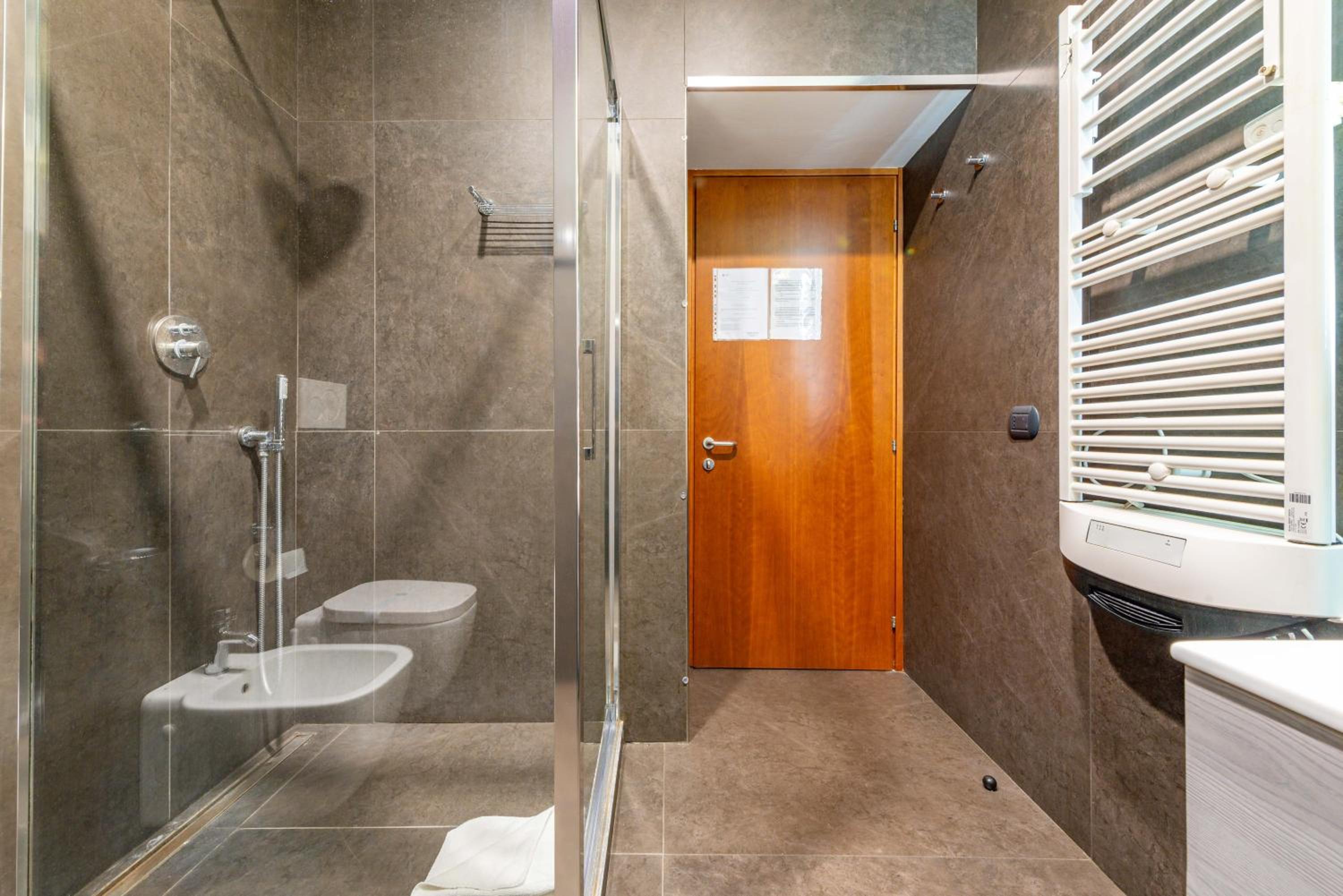 ANDENIS TIBER HOUSE