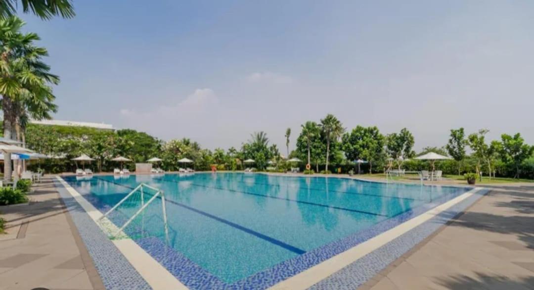 DREAM INN Aeropolis Airport Soekarno Hatta