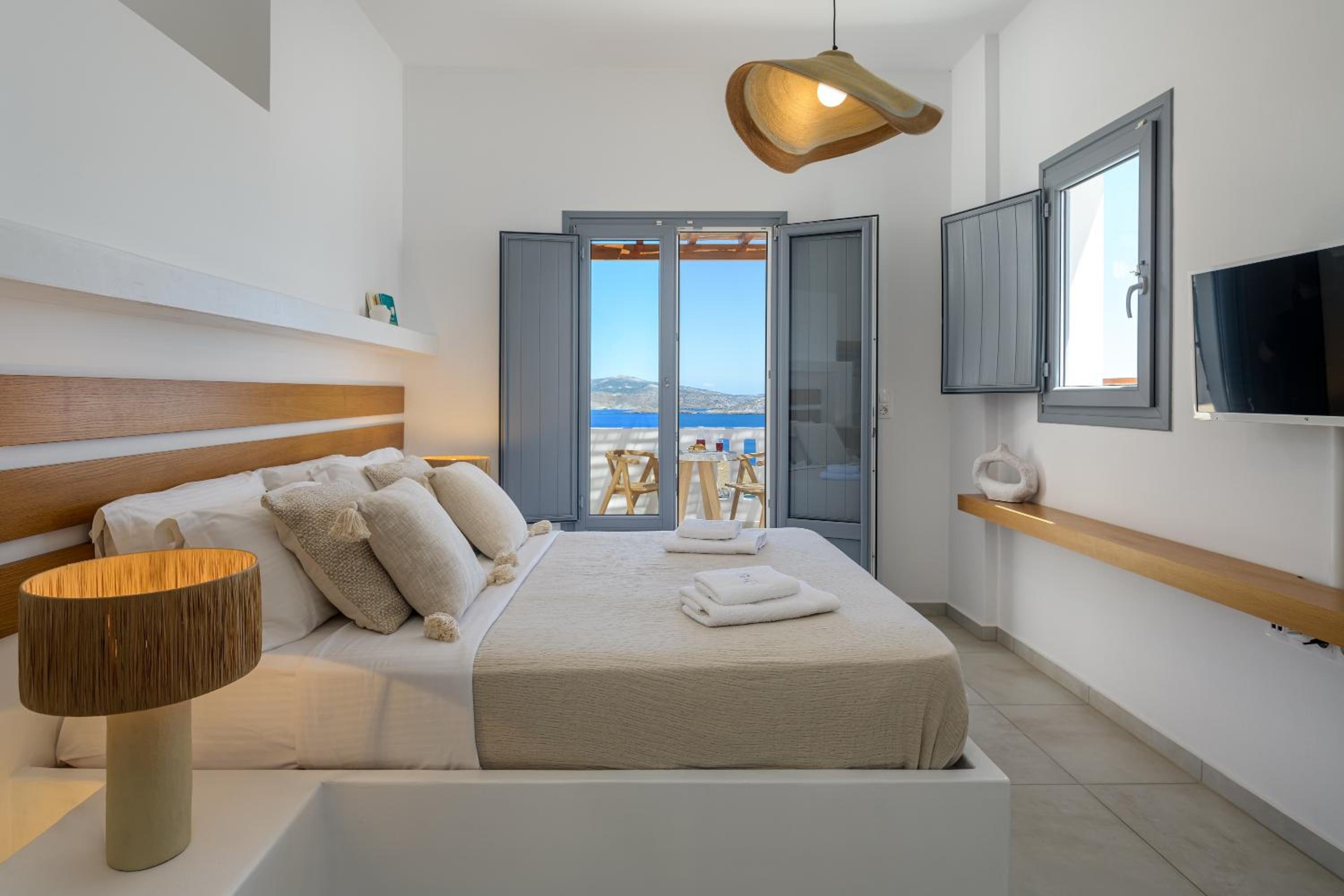 Oneiro Luxury Suites-Adults Only photo 3