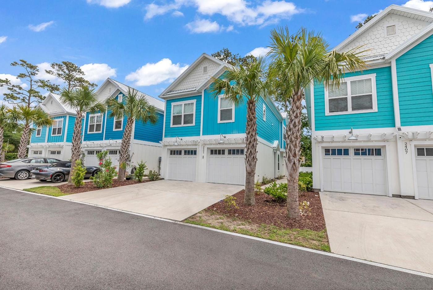 Seabreeze Cottages- 2405 Seabreeze Place view 2