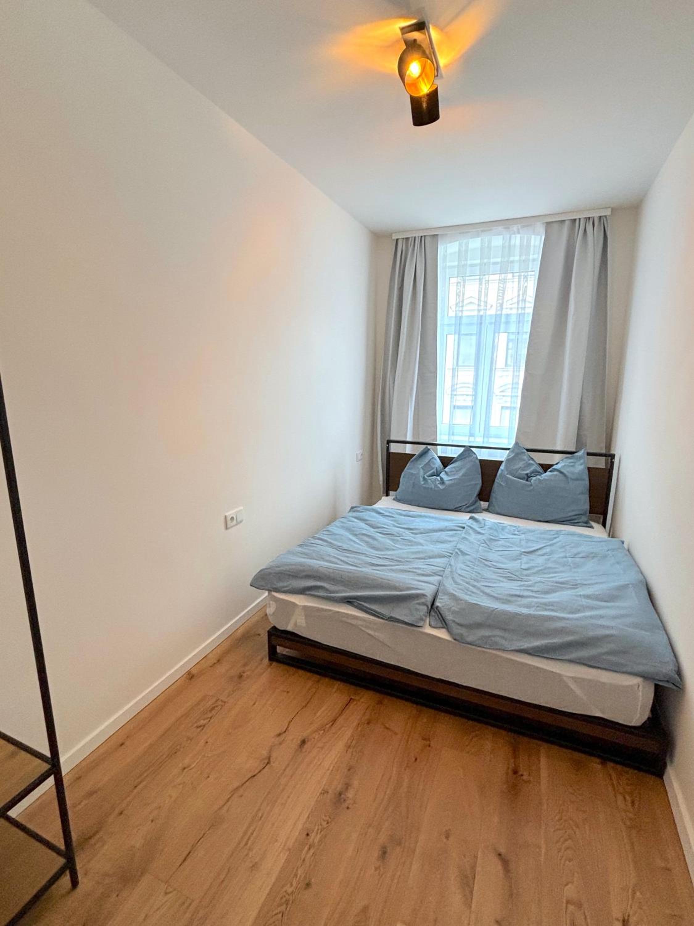 schönes Design, 3 Queensize-Betten, Walk In Dusche, Küche komplett mit Nespresso, Kinder Zusatzpaket möglich Kleinkinderbett, Kindergeschirr, Hochstuhl