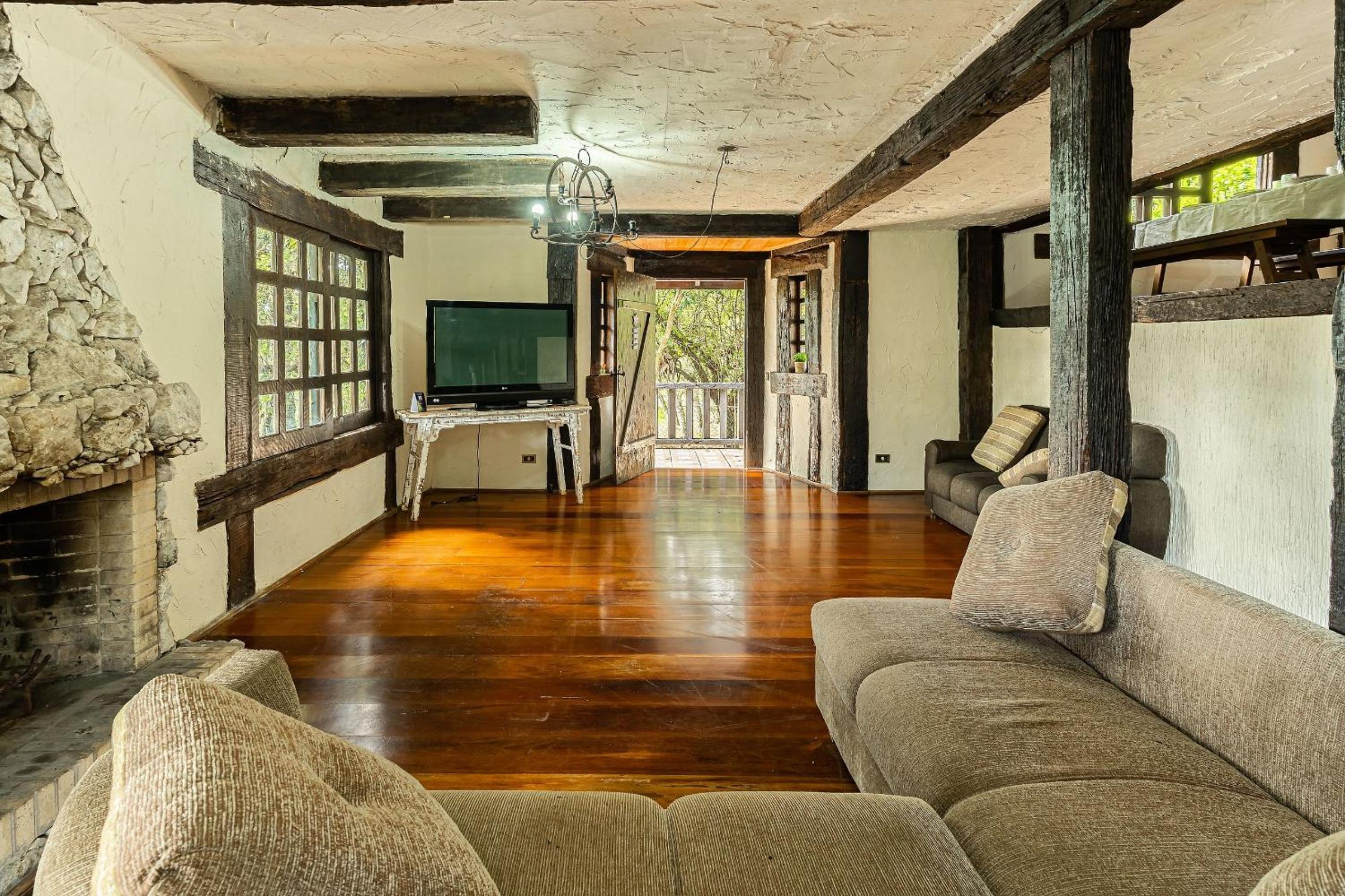 Casa Estilo Fazenda, Campos do Jordão - RIS845