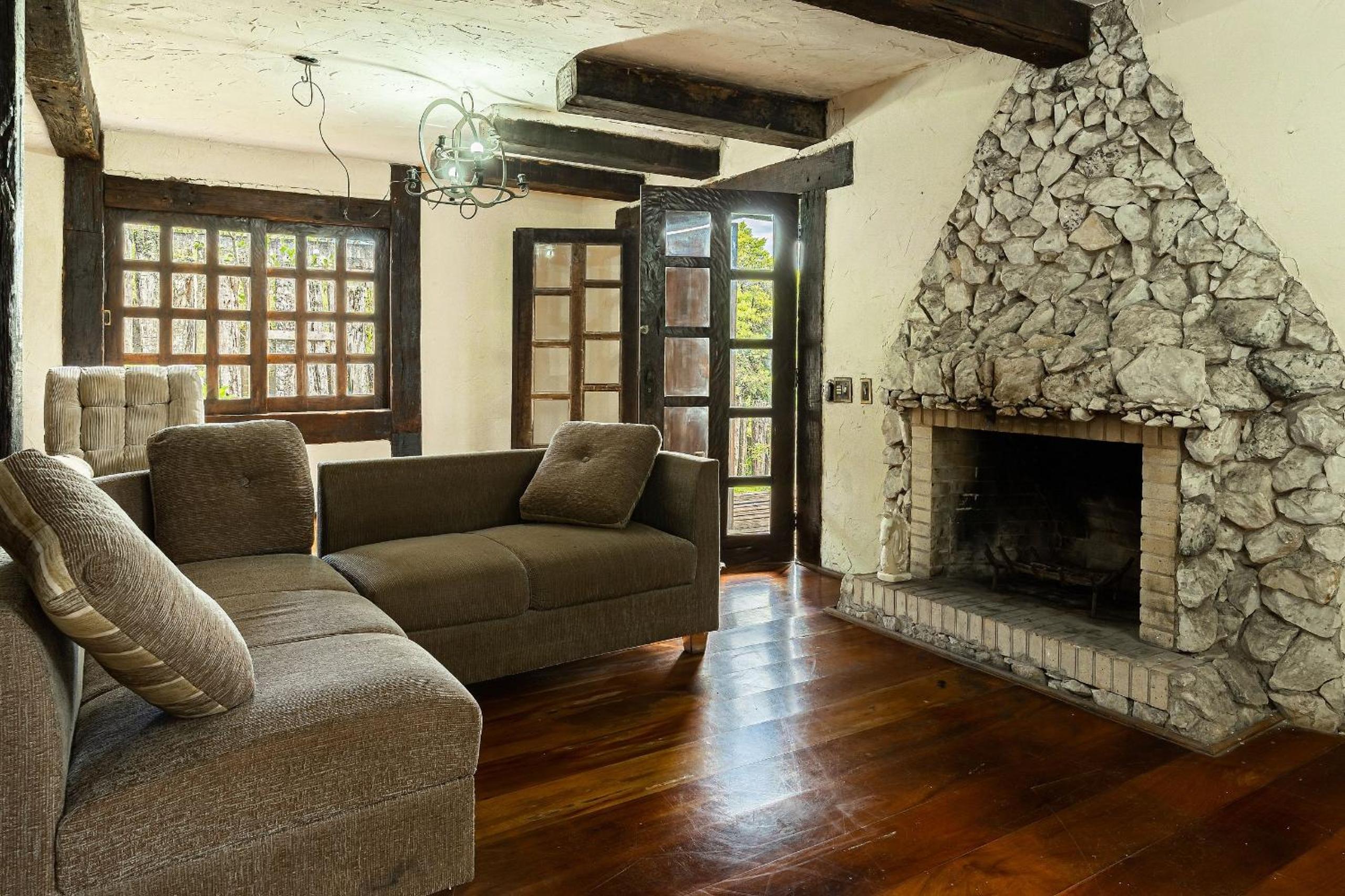 Casa Estilo Fazenda, Campos do Jordão - RIS845