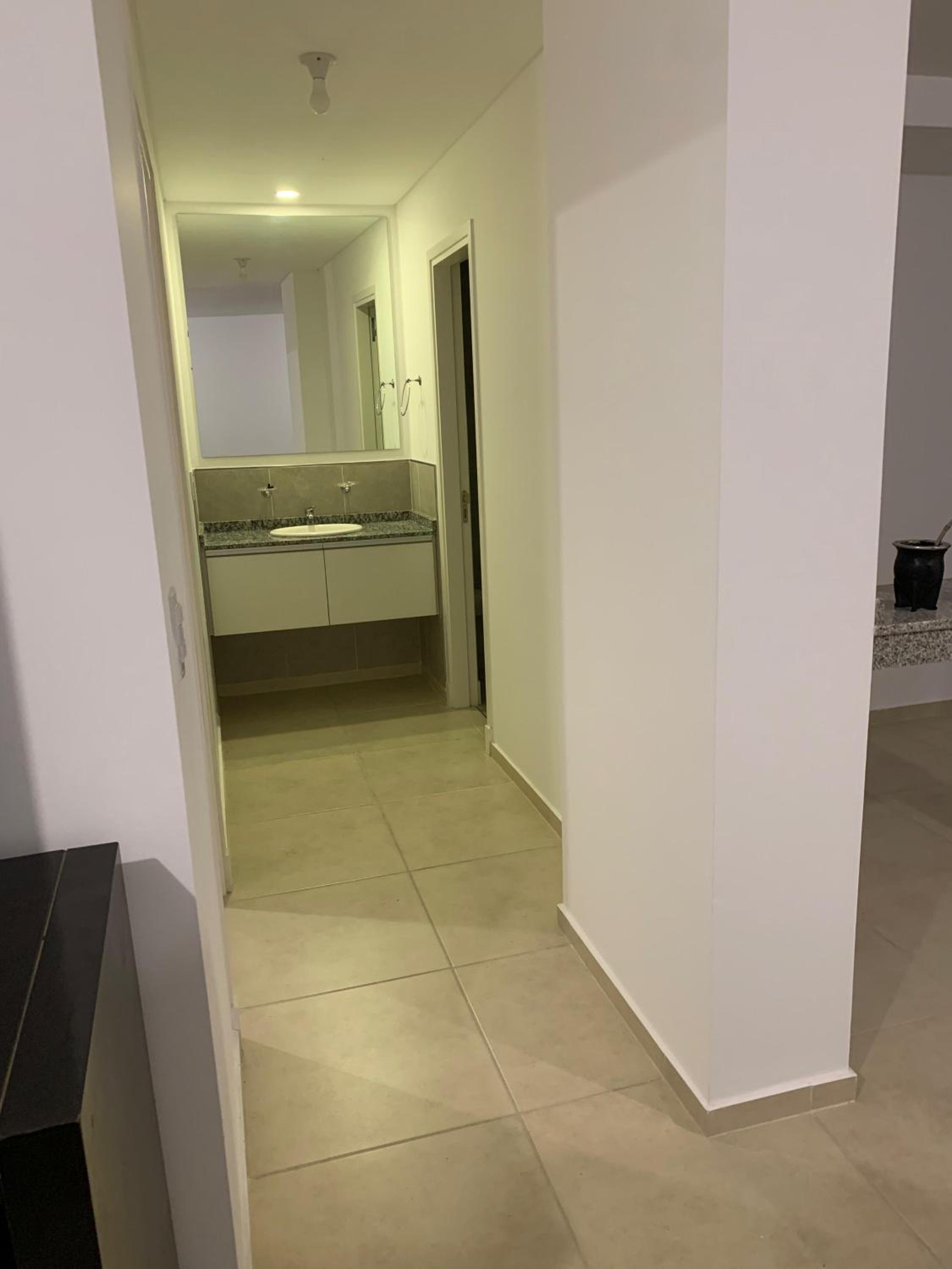 Departamento centrico en barrio cerrado con seguridad