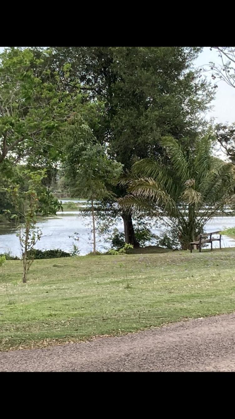 Casa frente al Río
