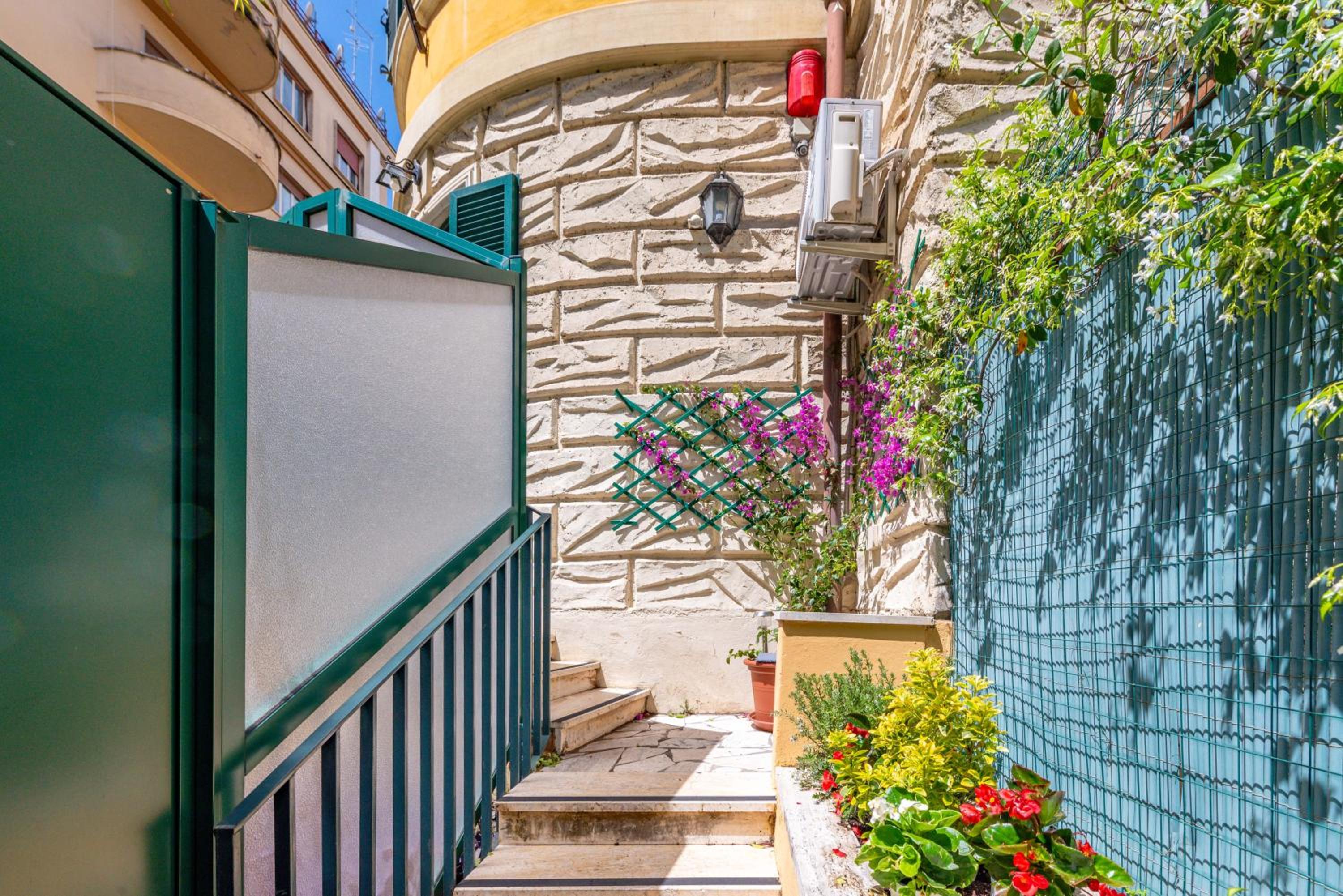ANDENIS TIBER HOUSE