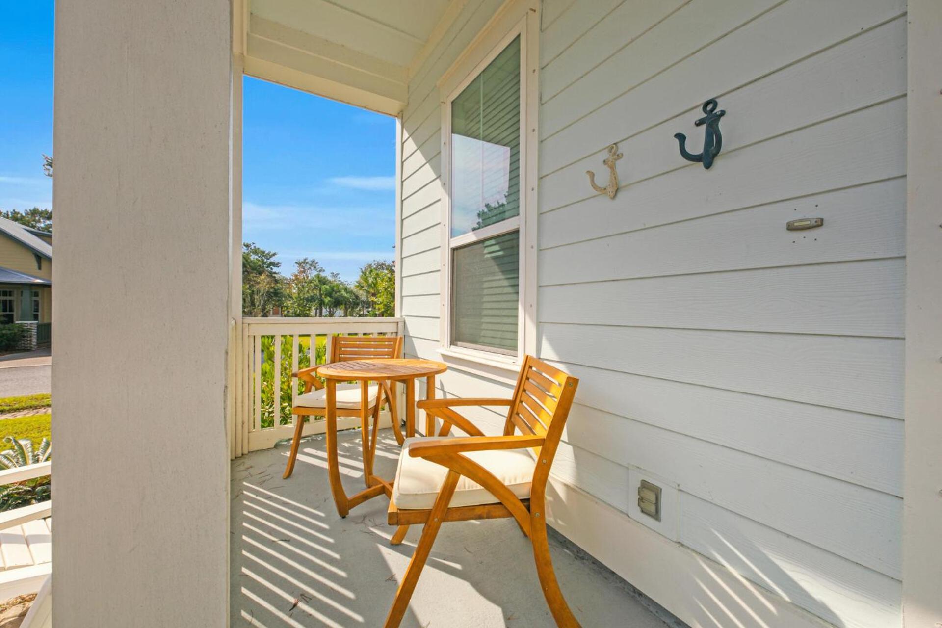 Free Golf Cart, 5 min to Beach, Community Pool view 3