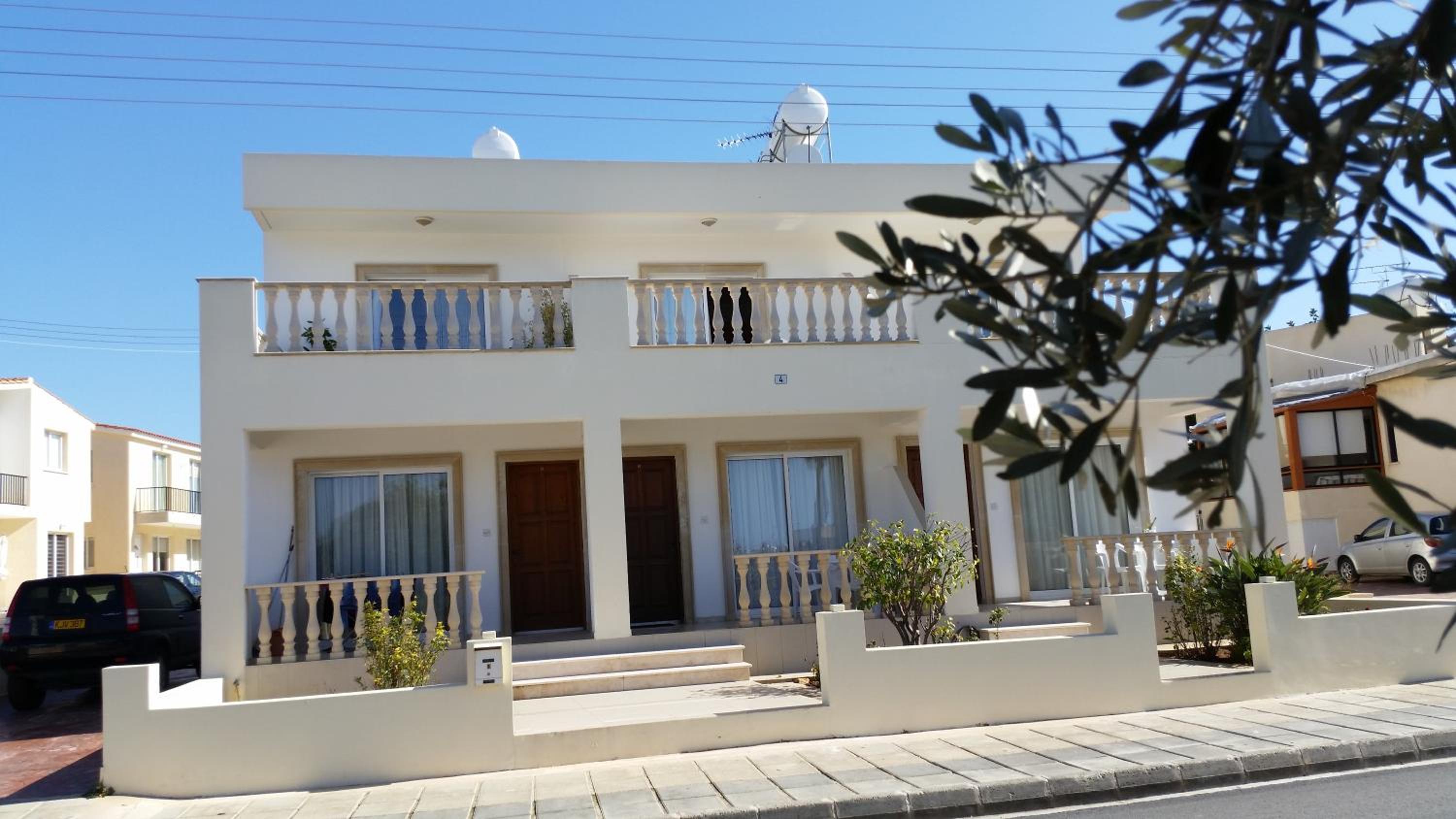 Pari's Holiday apartments-Paphos