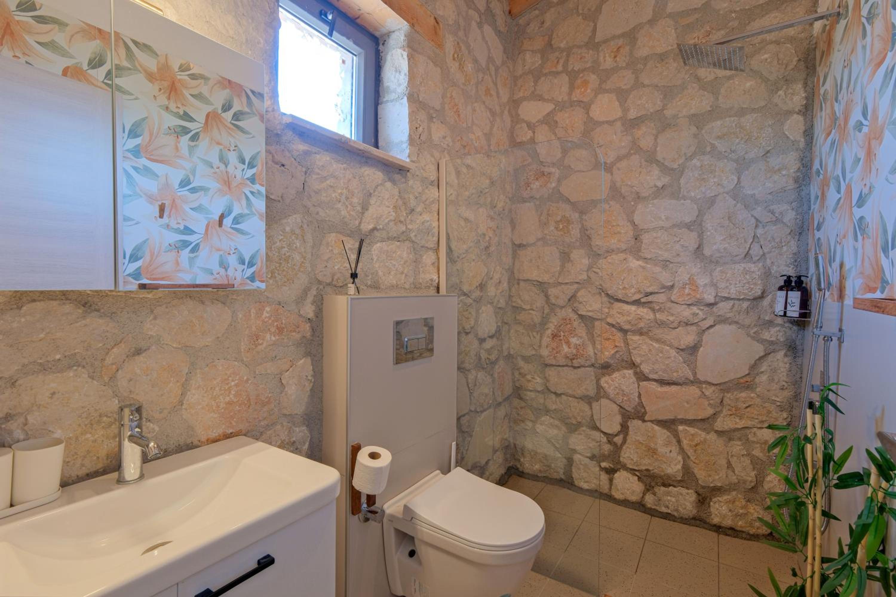 Villa Nomade Fethiye Seydikemer Korunaklı Havuzlu Muhafazakar