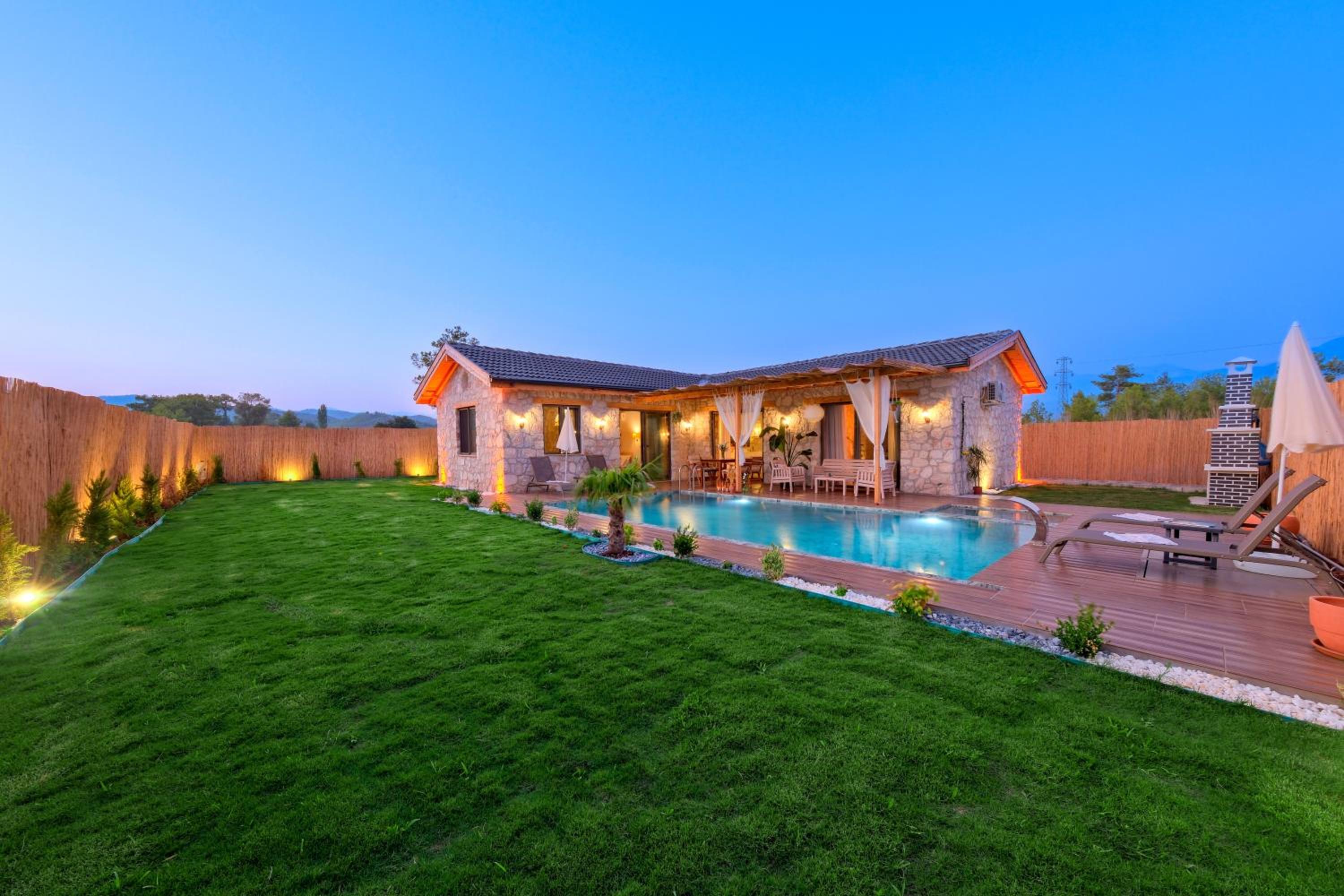 Villa Nomade Fethiye Seydikemer Korunaklı Havuzlu Muhafazakar