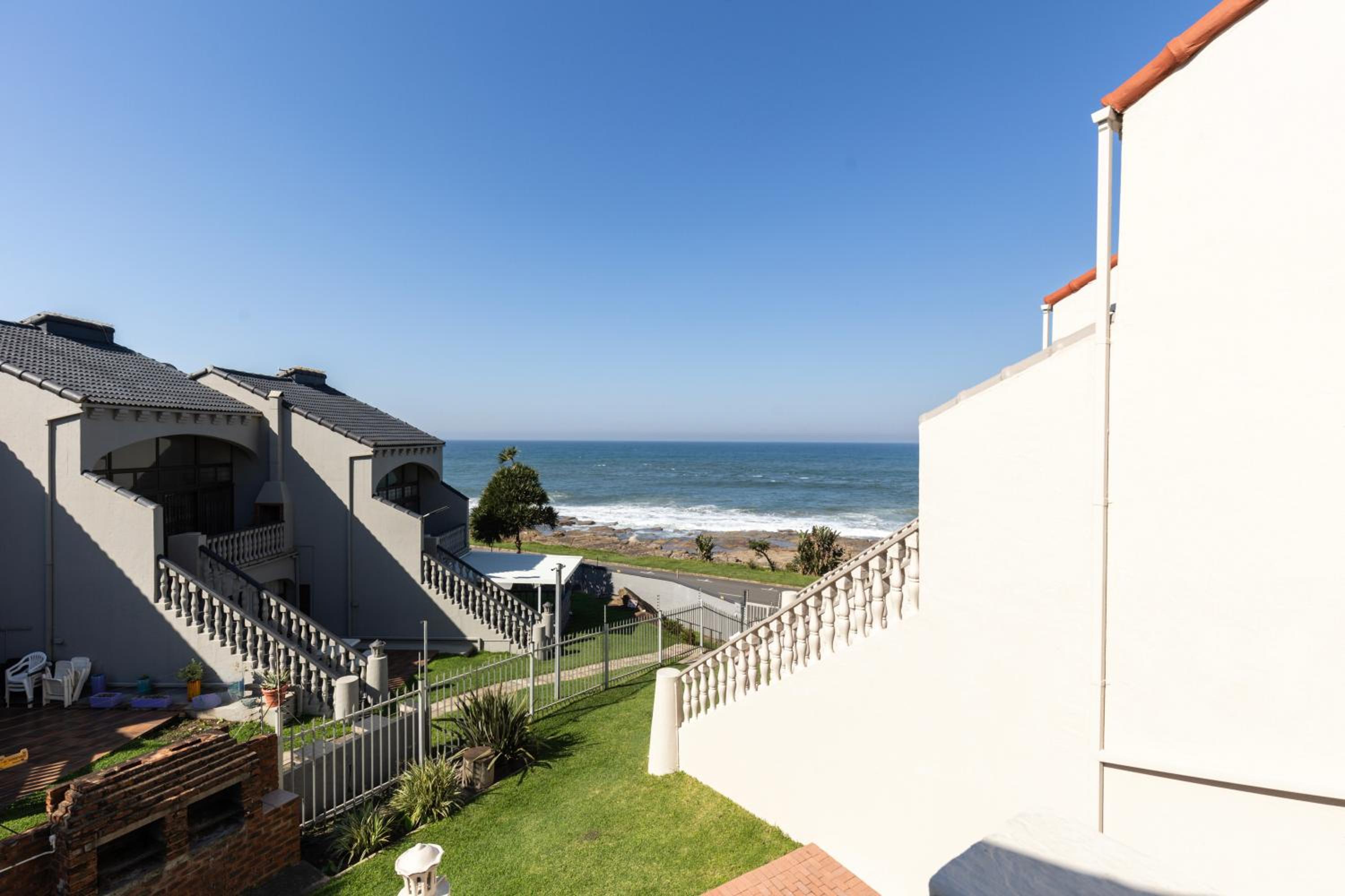 Uvongo Cabanas 15B view 2