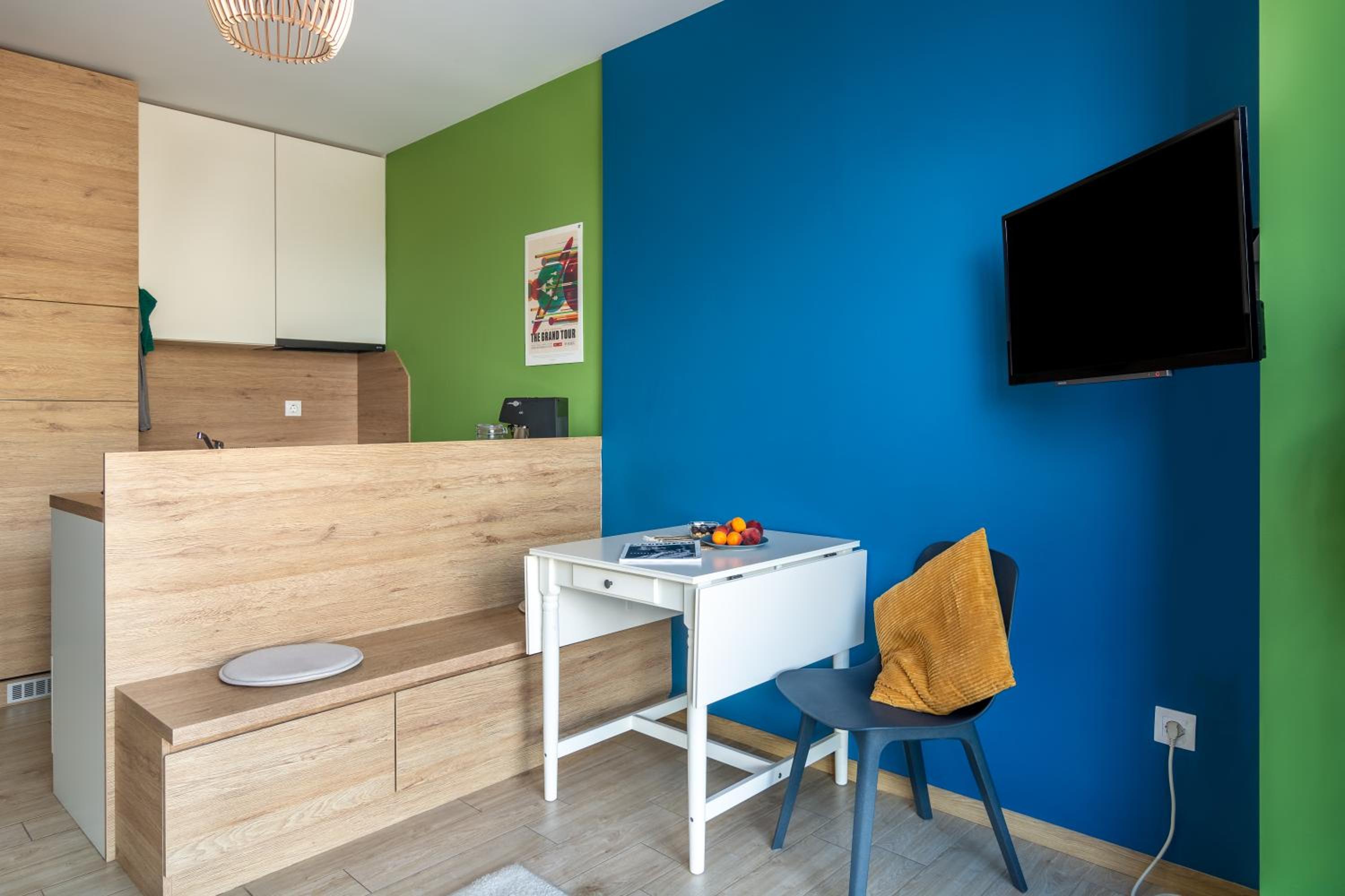 Artistic Flat in City Center for Business&Pleasure Trips