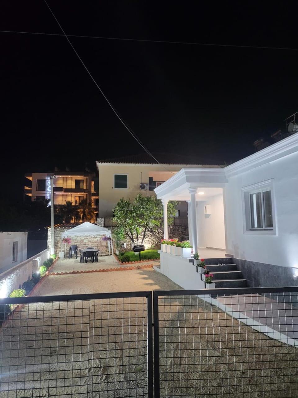 Vila Ademi Ksamil