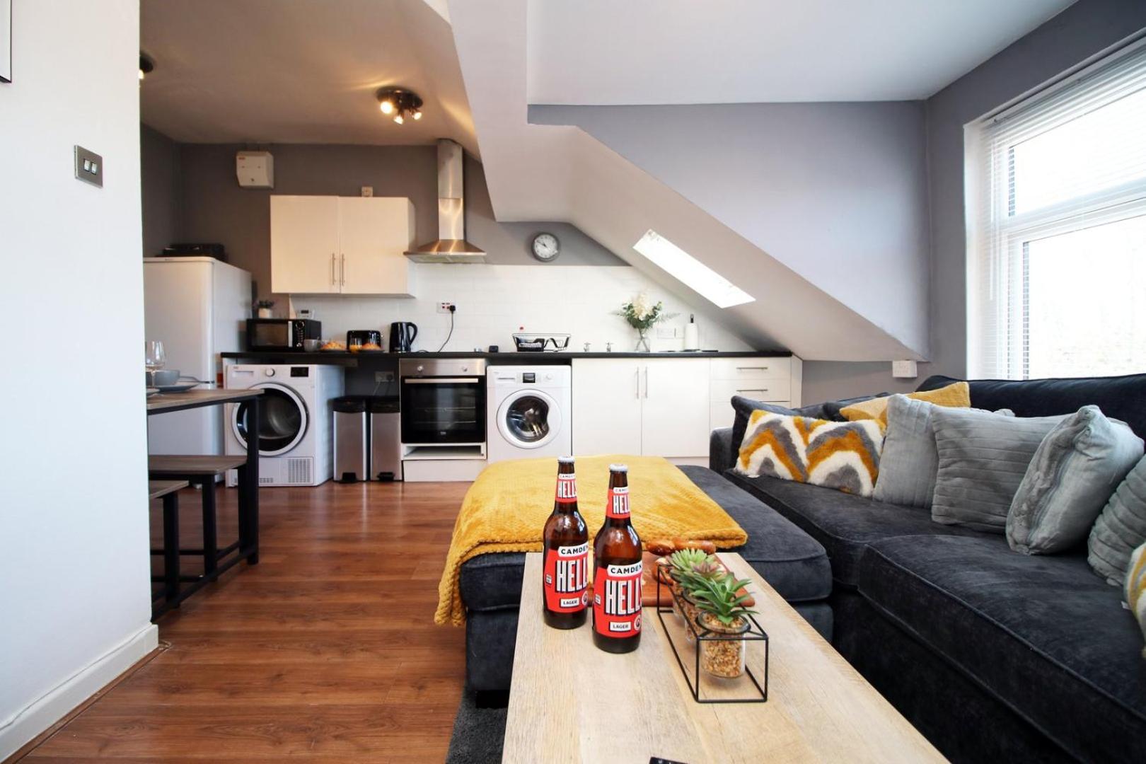 1BR Retreat in the Heart of Pontcanna view 3