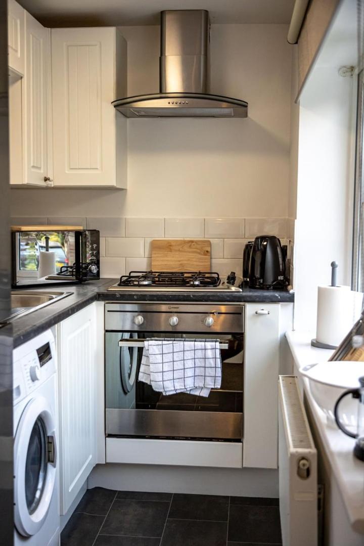 Cozy 1-BR Sanctuary in Redland, Bristol view 4