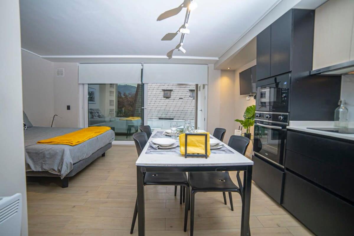 Bucarest Suites By Andes STR