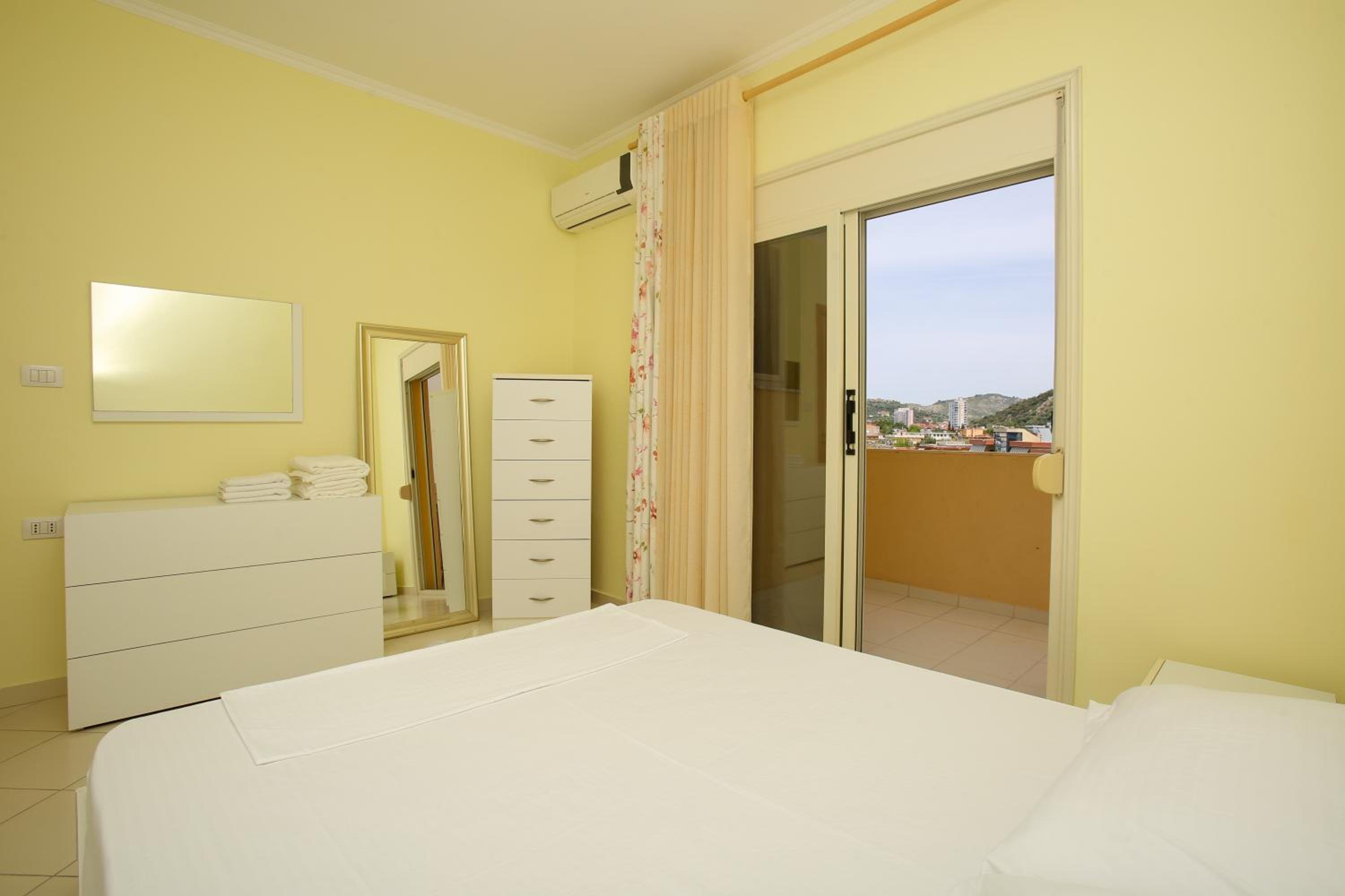 FM Apartments 2