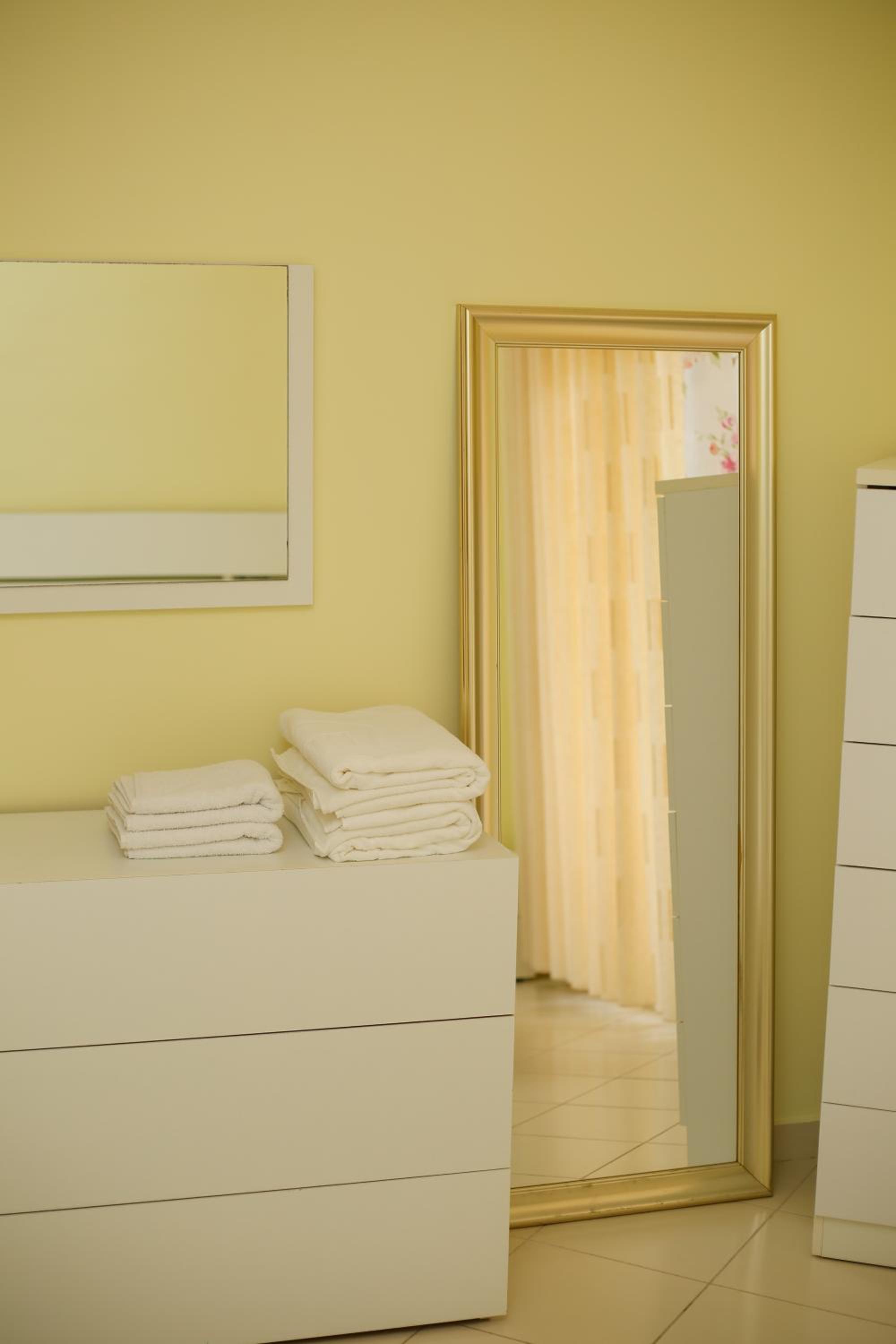 FM Apartments 2