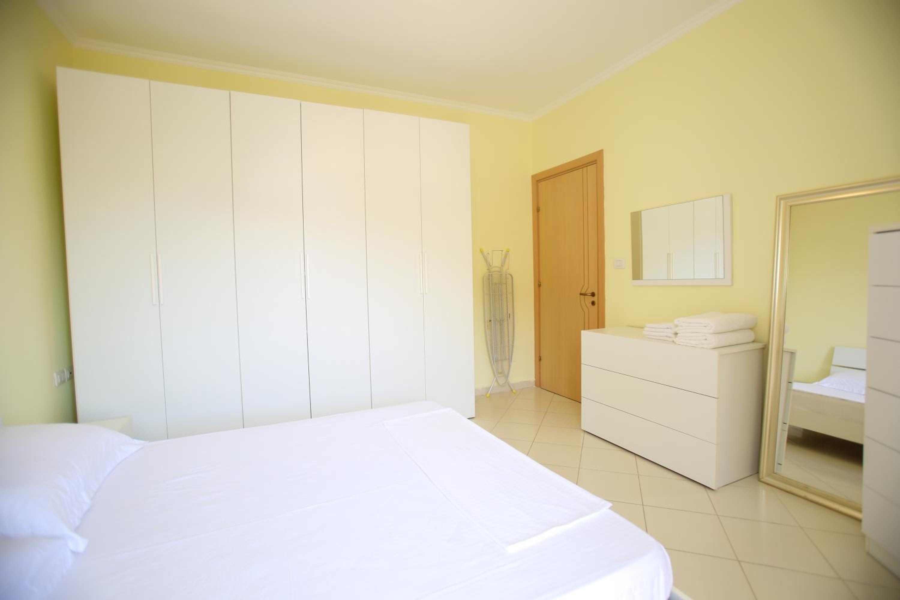 FM Apartments 2