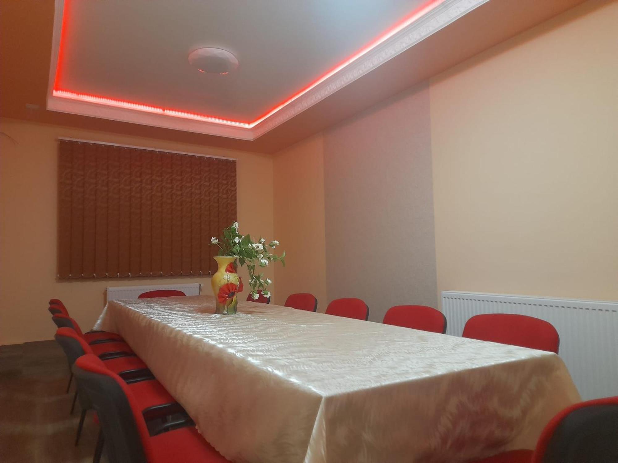 meeting & event spaces