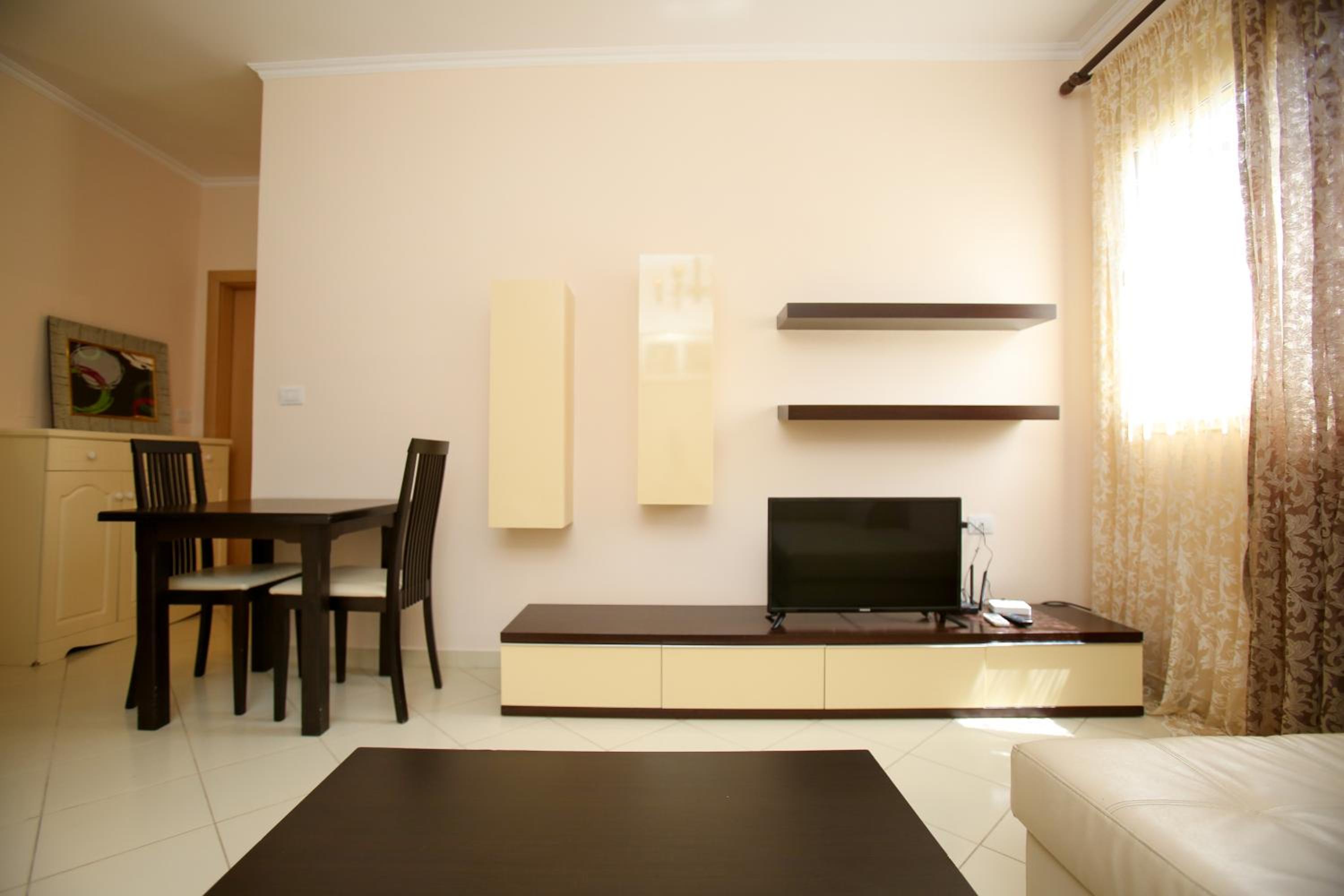 FM Apartments 2