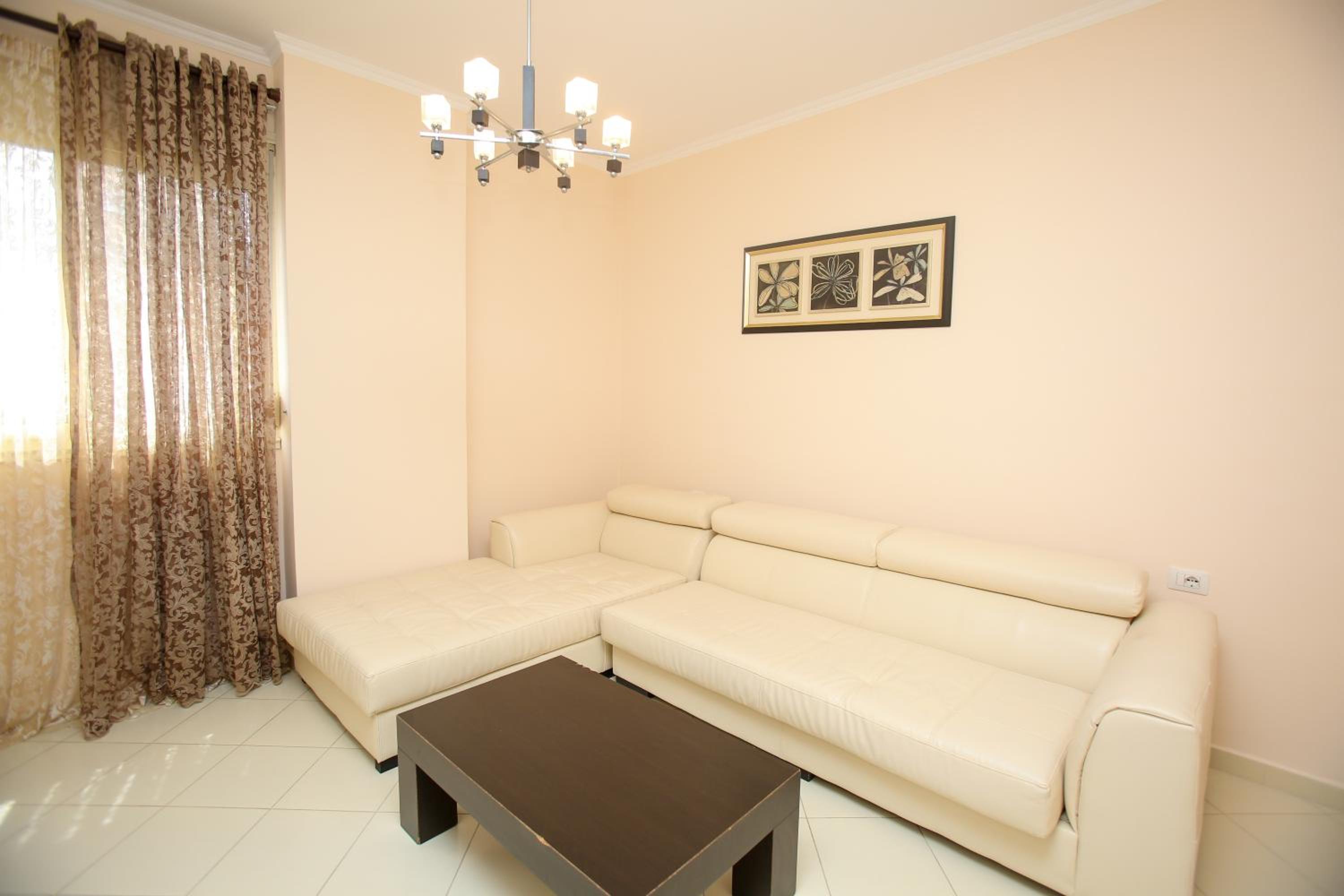 FM Apartments 2