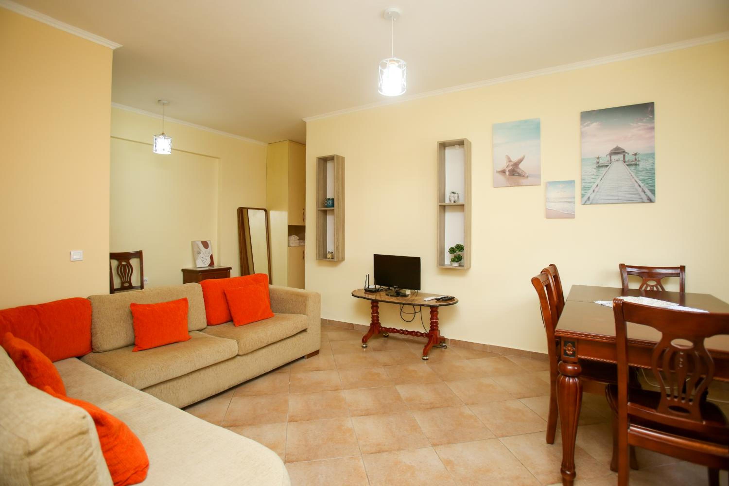 FM Apartments 3