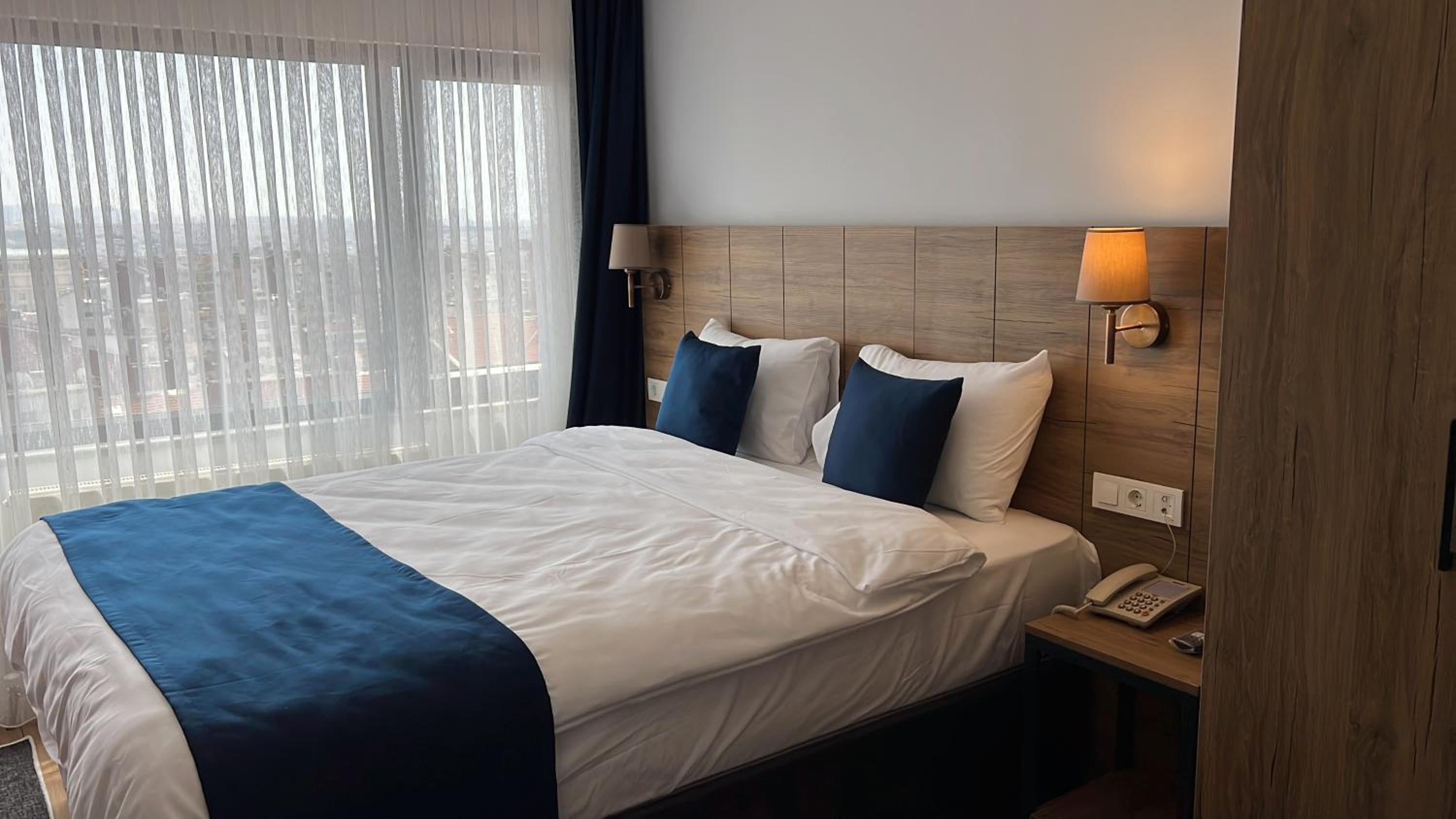 The Blue Suites - Image 13