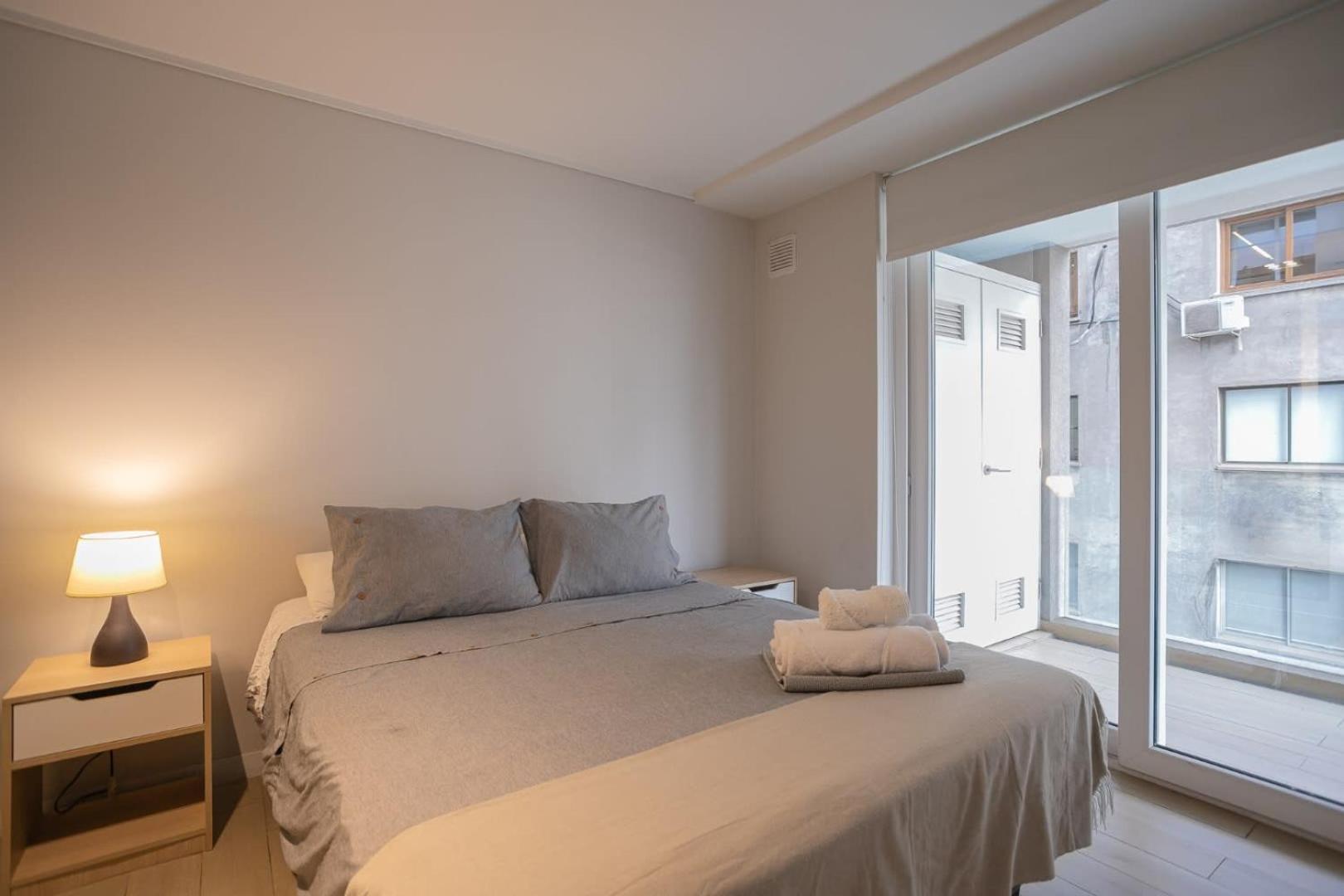 2B2B steps away from Costanera Center