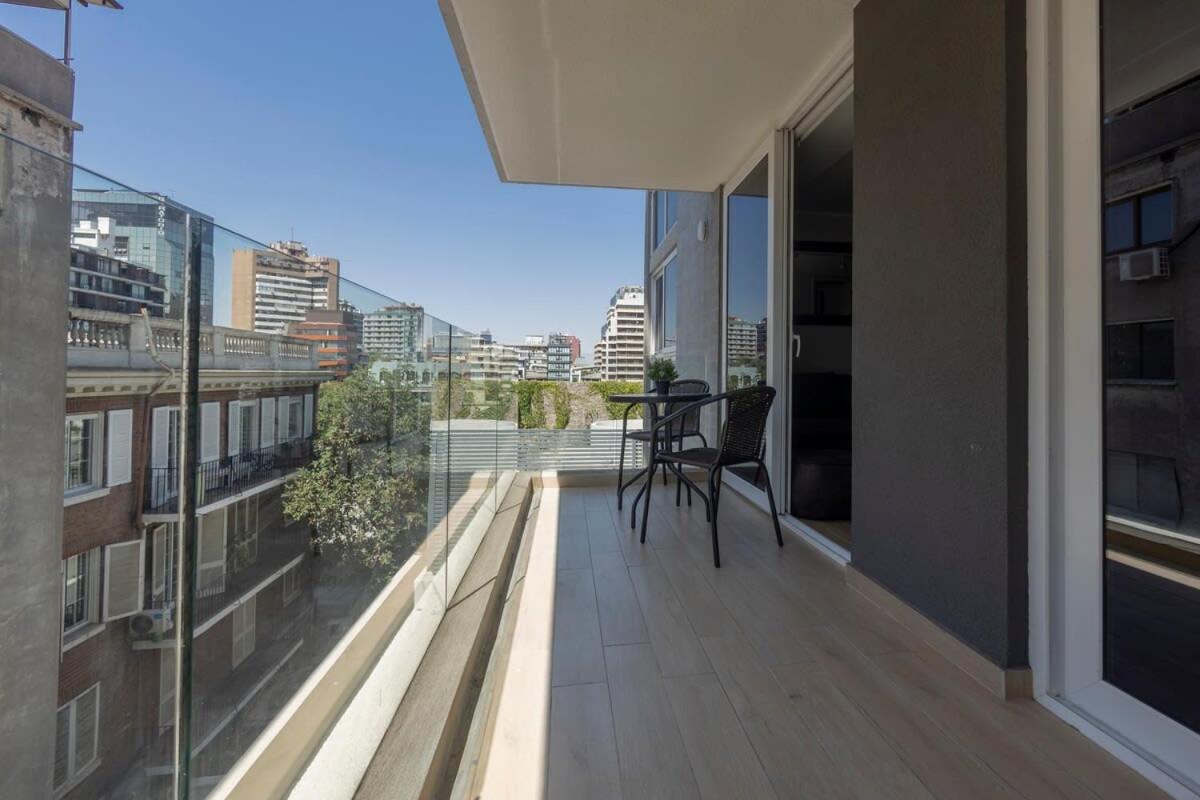 2B2B steps away from Costanera Center