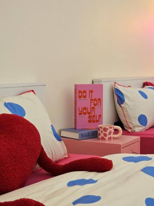 Dopamine Stay Colorful Retreat for 1-6 pax