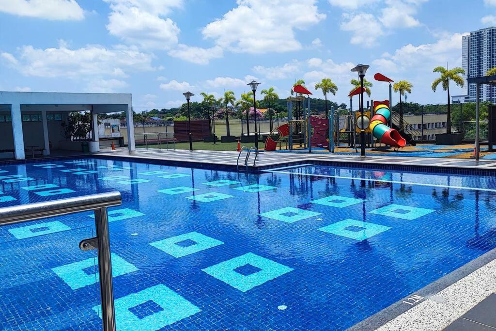 Dopamine Stay Colorful Retreat for 1-6 pax