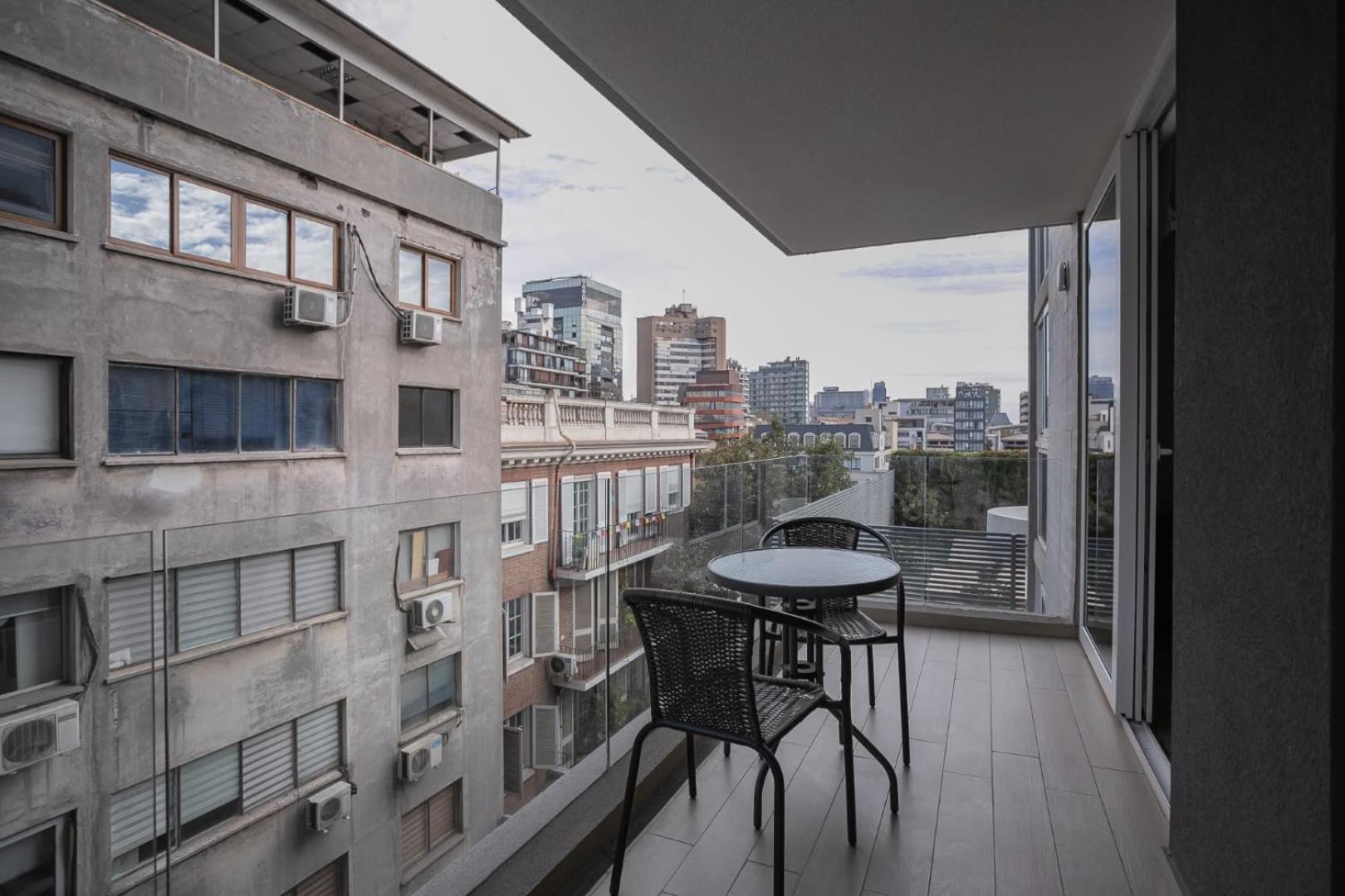 2B2B steps away from Costanera Center